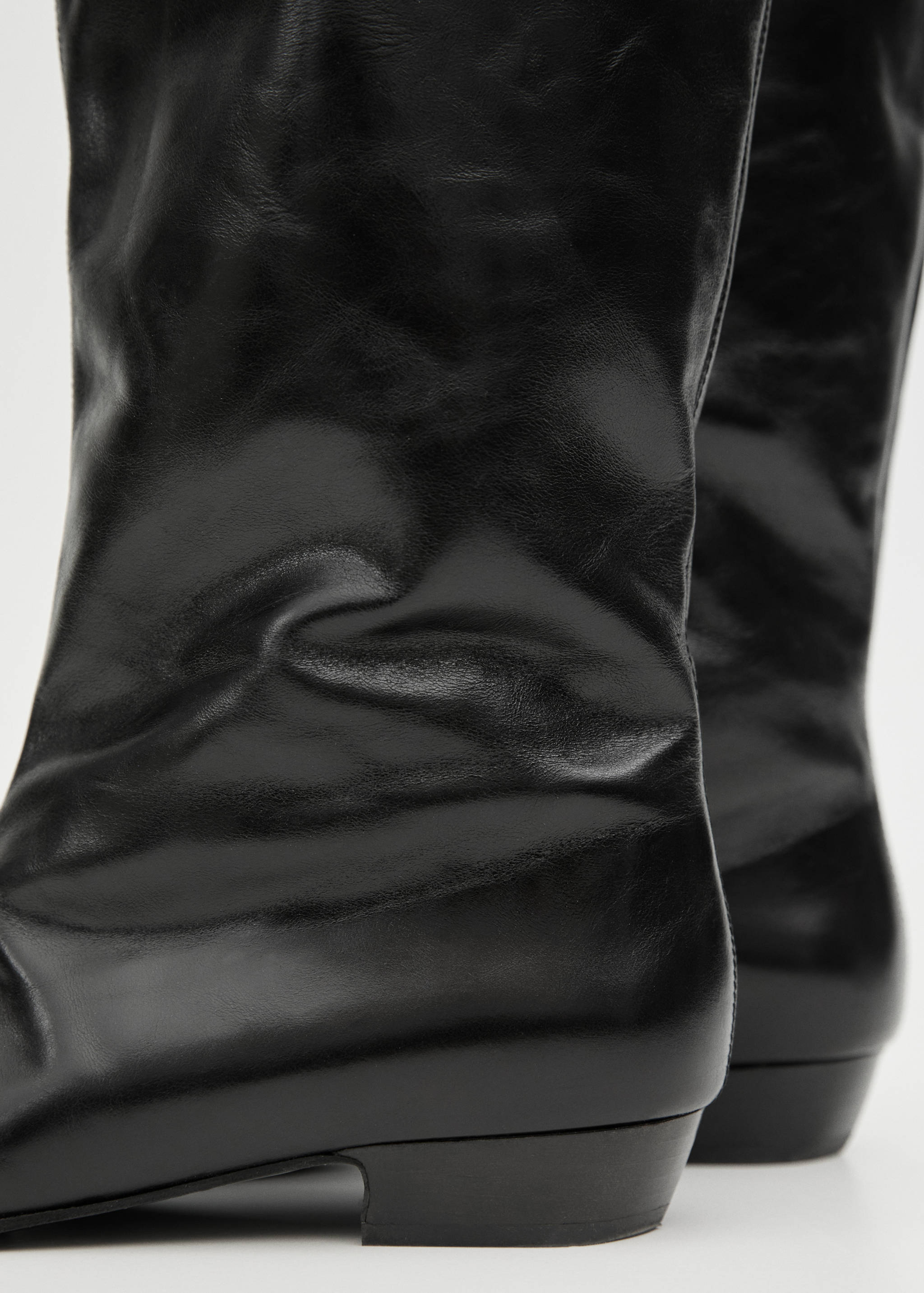 Leather high boots - Details of the article 2