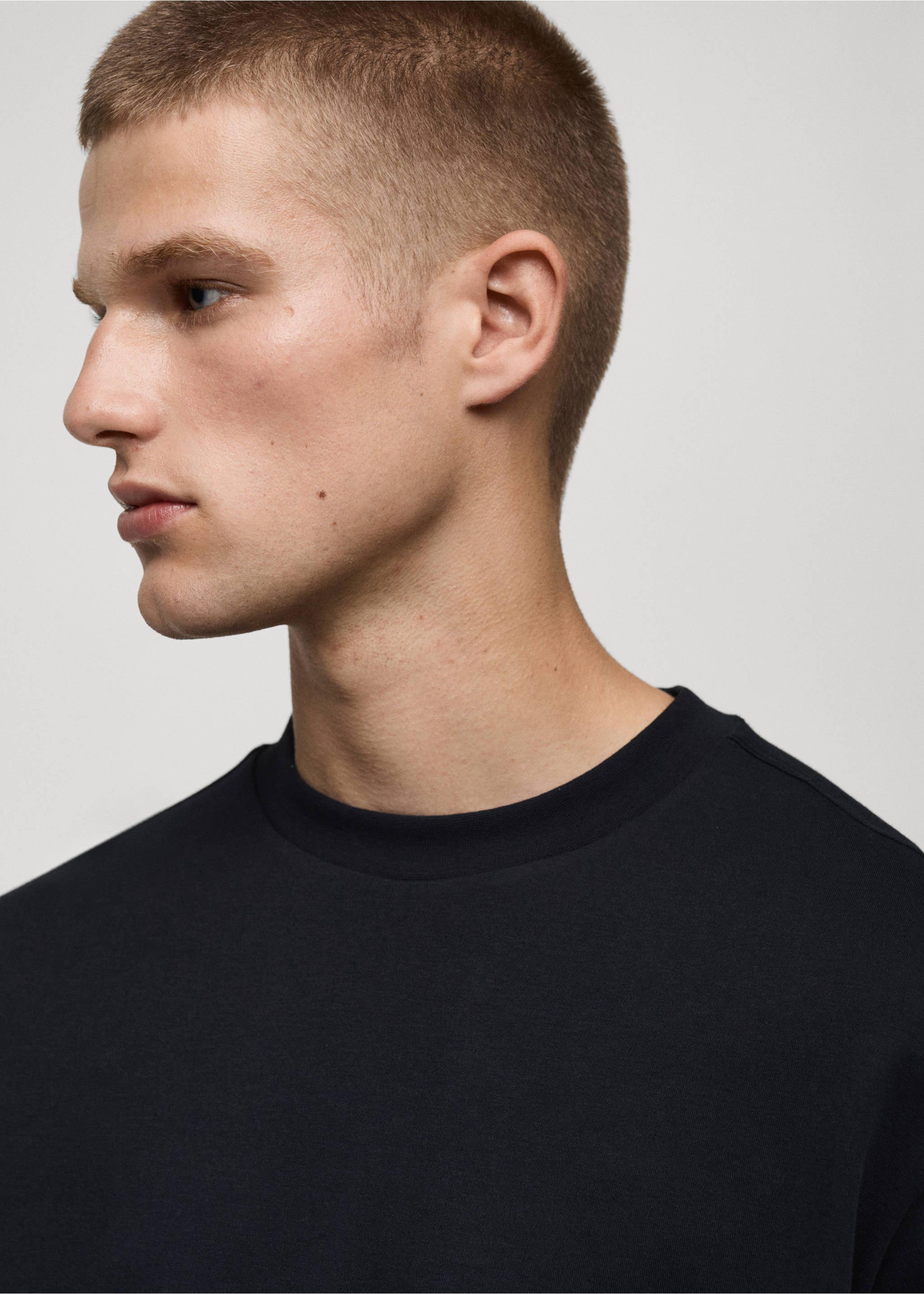 100% cotton long-sleeved t-shirt - Details of the article 1, Dark Navy. Ref: 77097111-00.