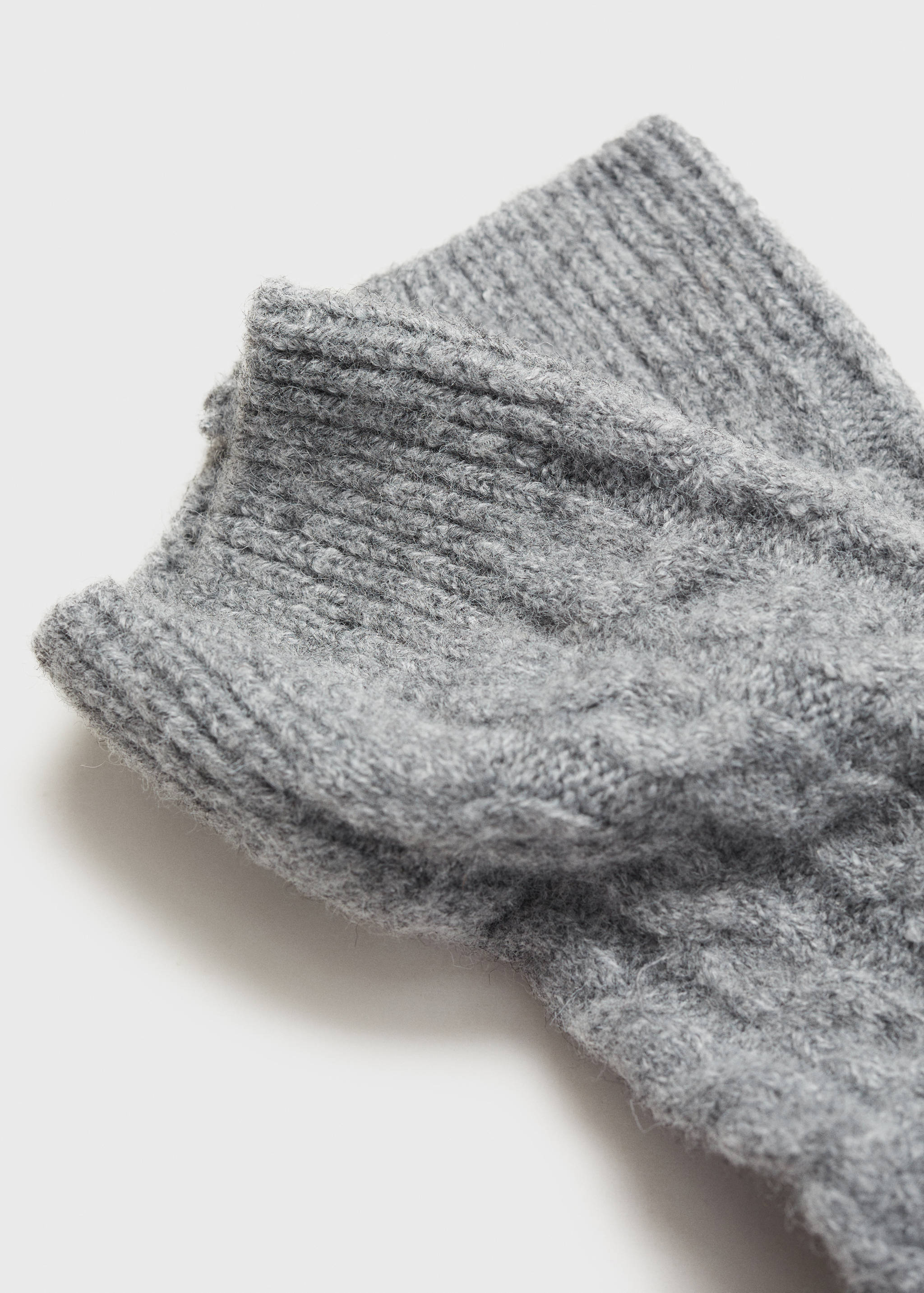 Chunky-knitted braided socks - Details of the article 8