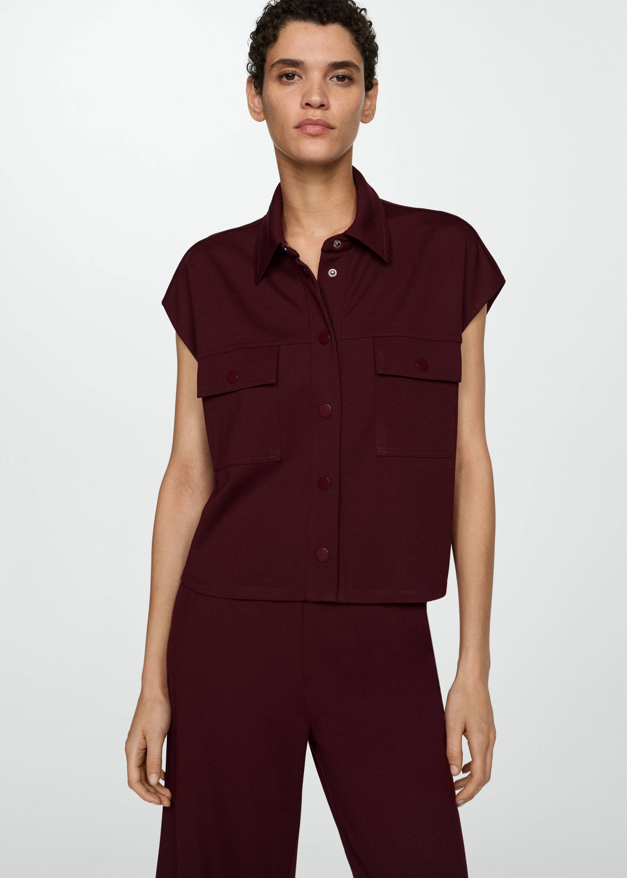 Waistcoat with buttons and pockets - Medium plane