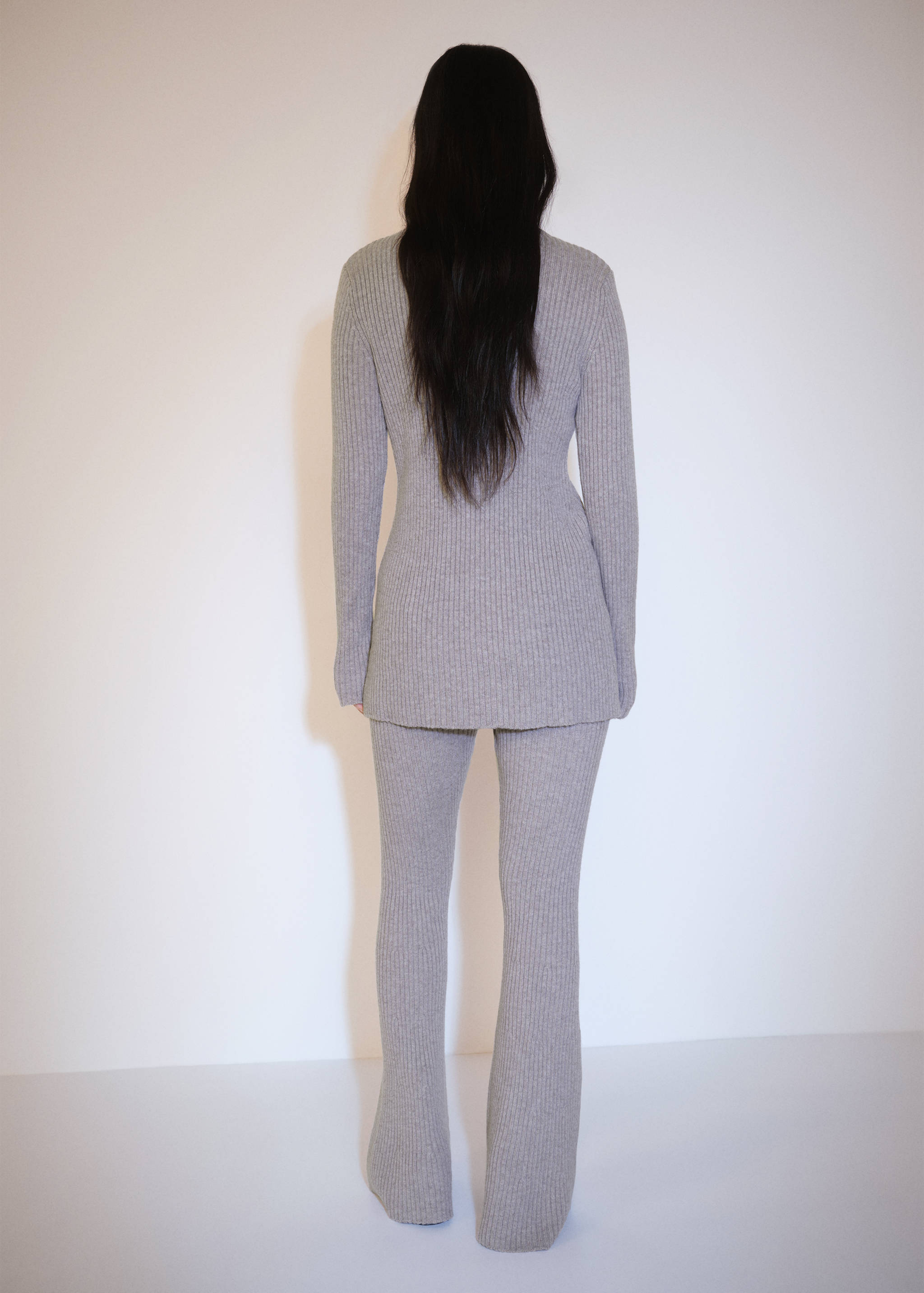 Pantalon évasé maille côtelée - Verso de l’article