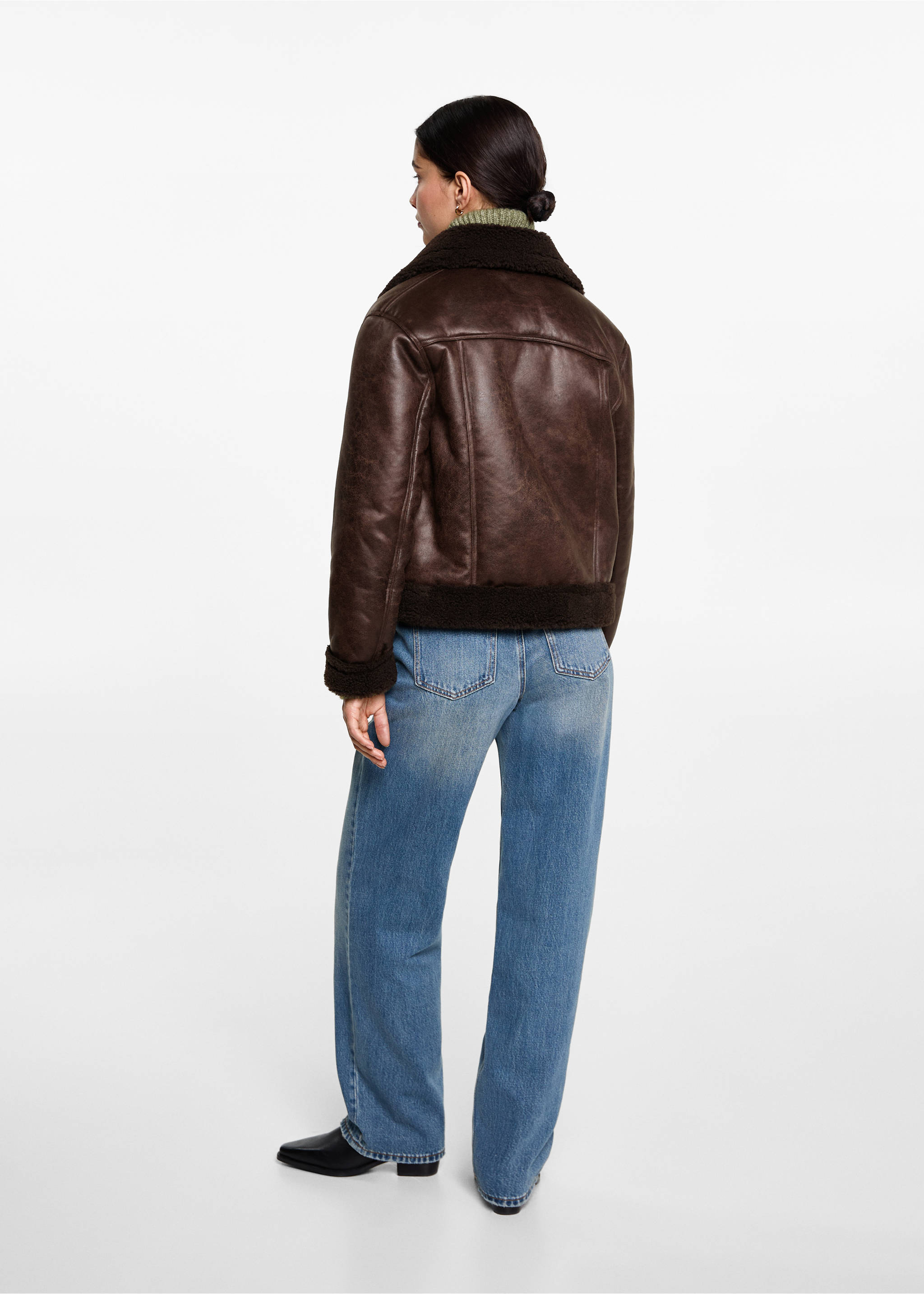 Jacke mit Schafsfell-Effekt - Rückseite des Artikels, Braun. Ref: 77097668-00.