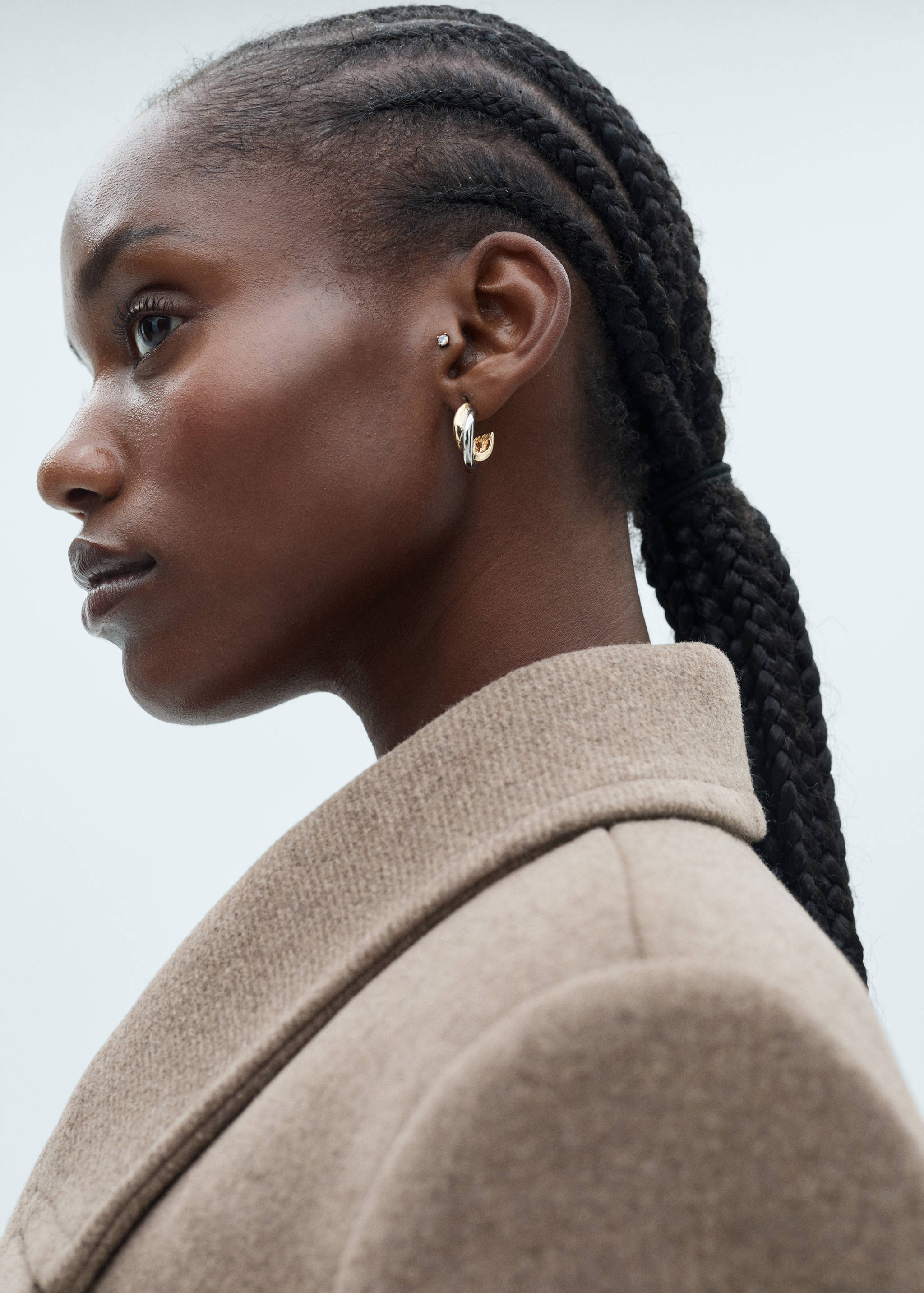 Wool coat with lapels - Details of the article 4