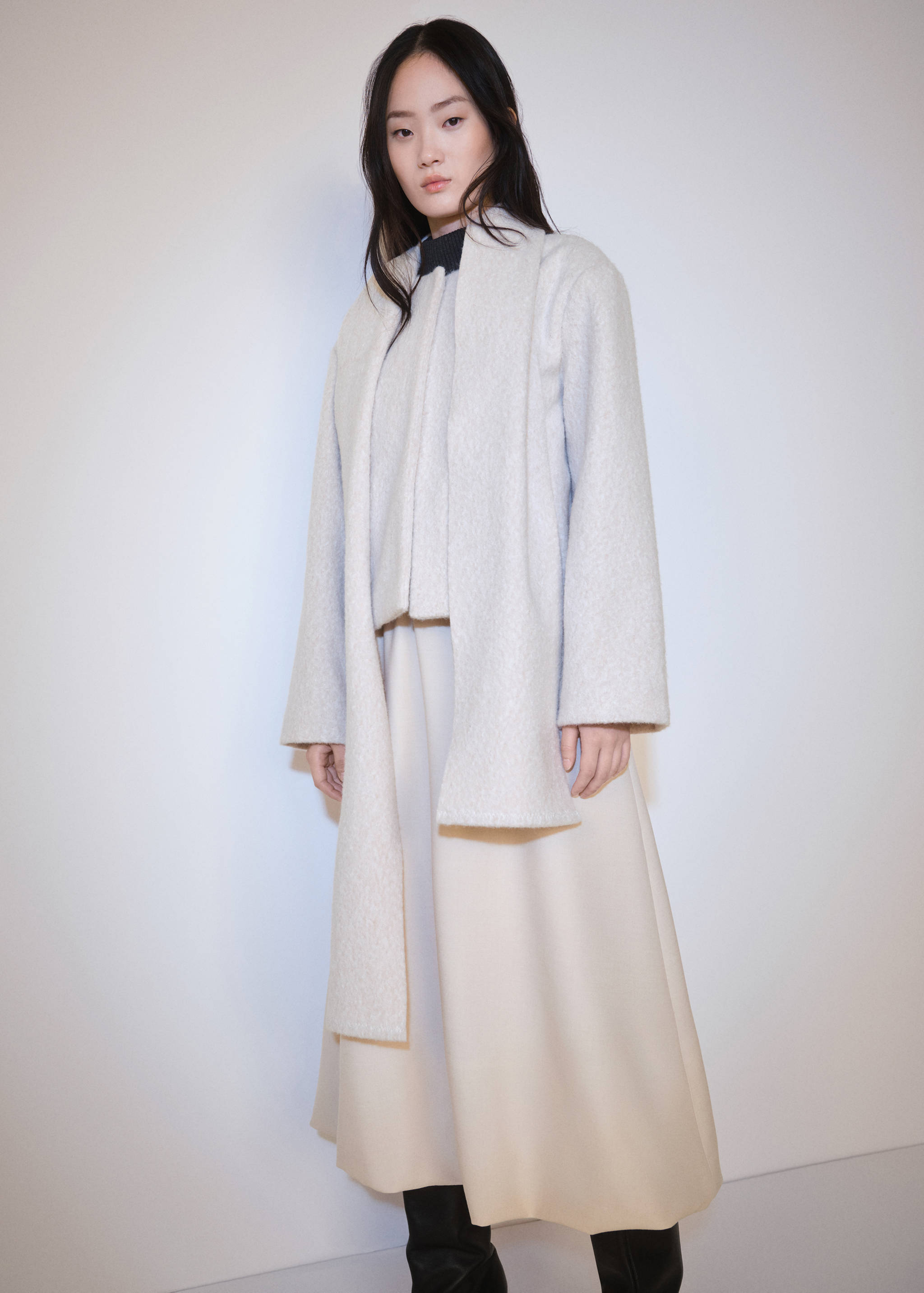 Chaqueta bolsillos bufanda - Plano medio