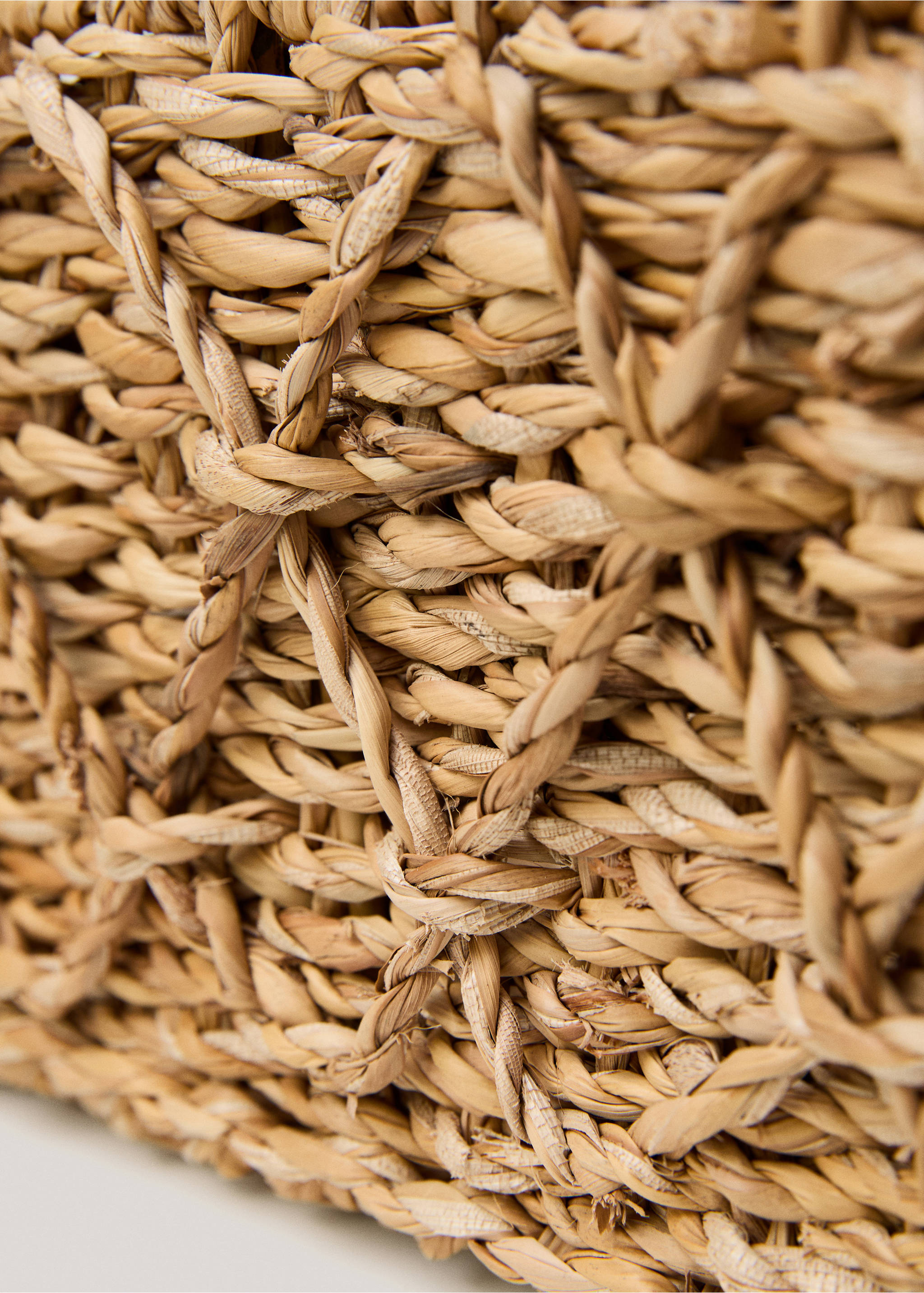 Embossed basket 35x25cm - Details of the article 3, Brown. Ref: 77097695-00.