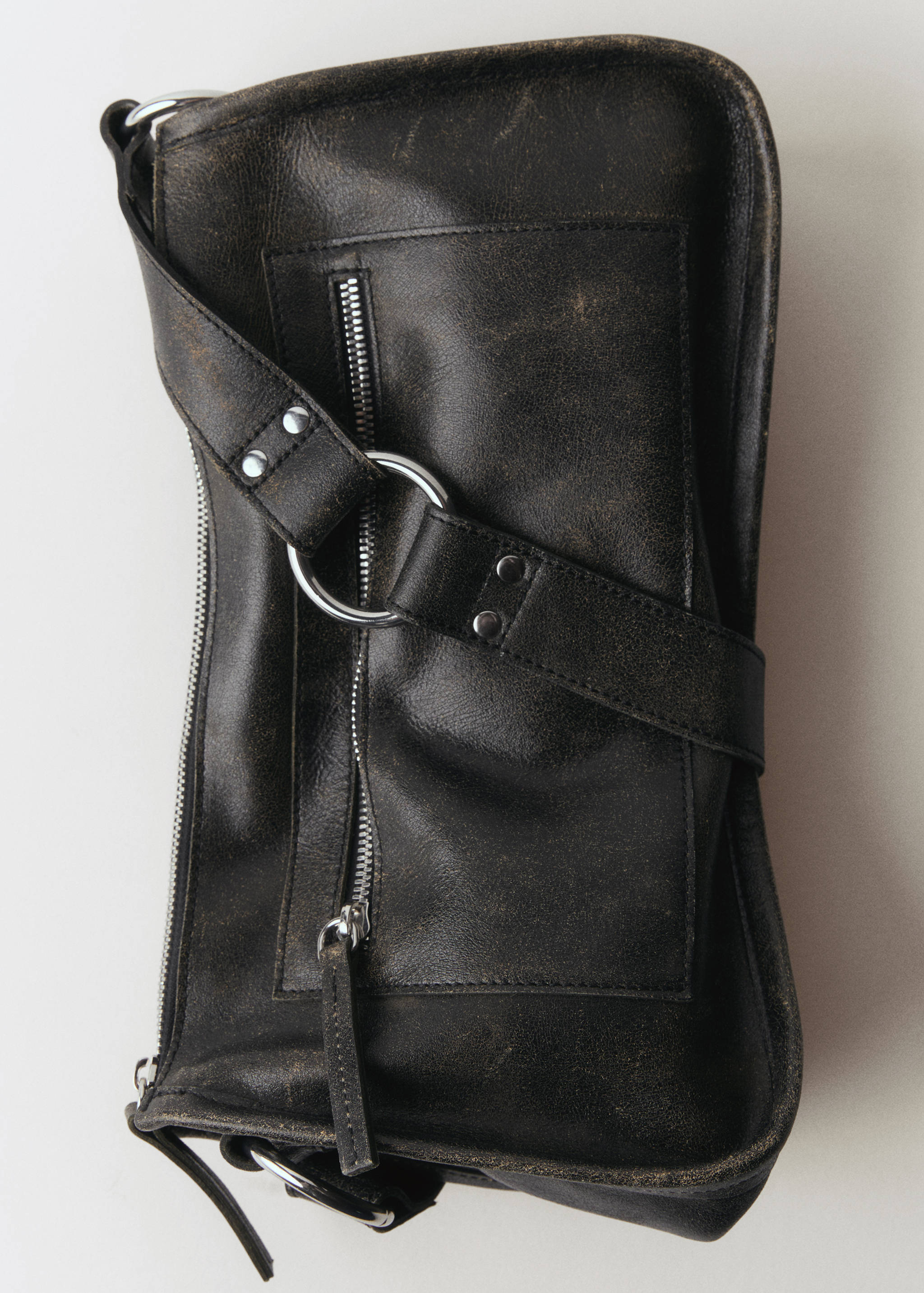 Bolso piel detalles metálicos - Detalle del artículo 4