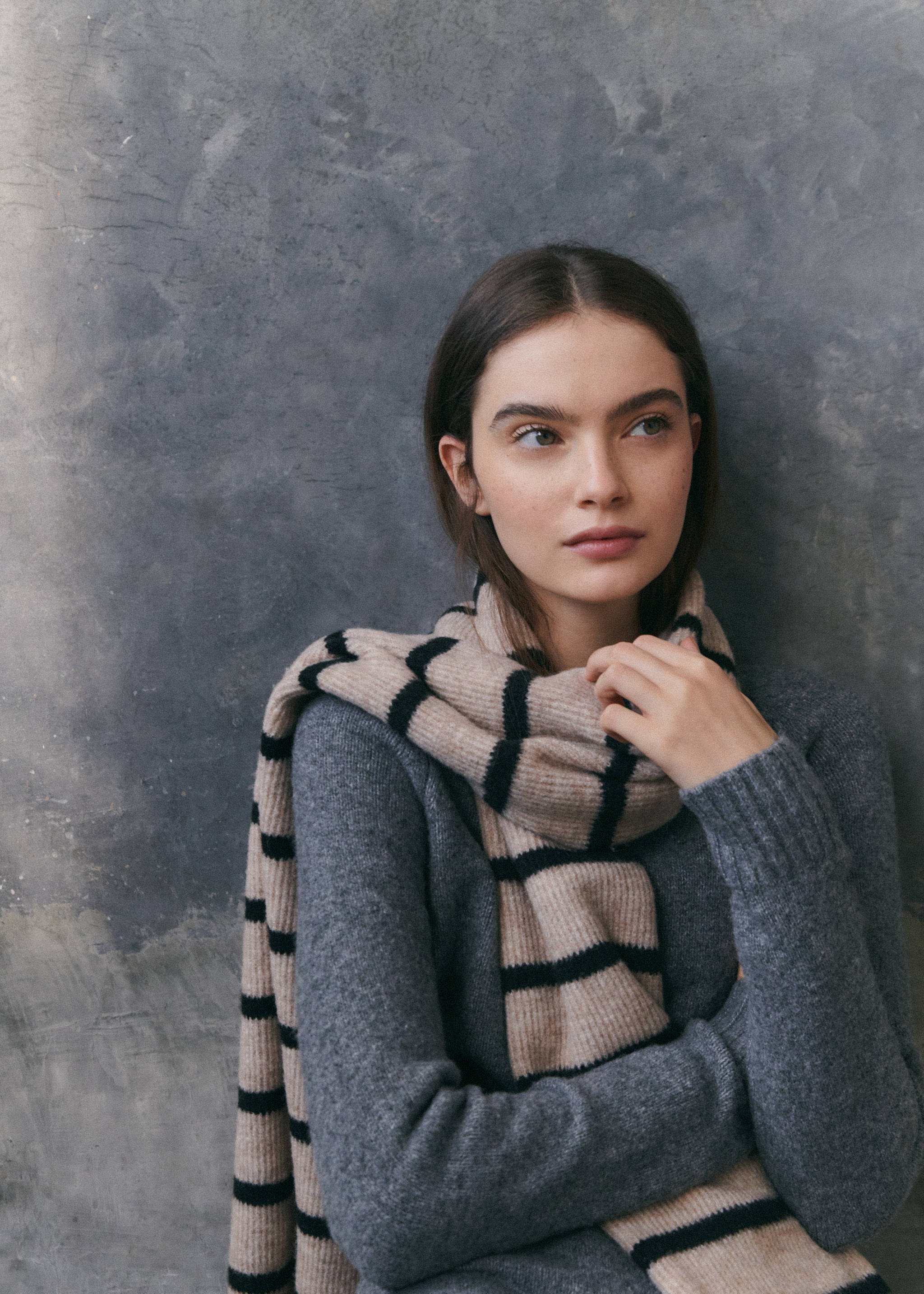 Striped knit scarf - Details of the article 5