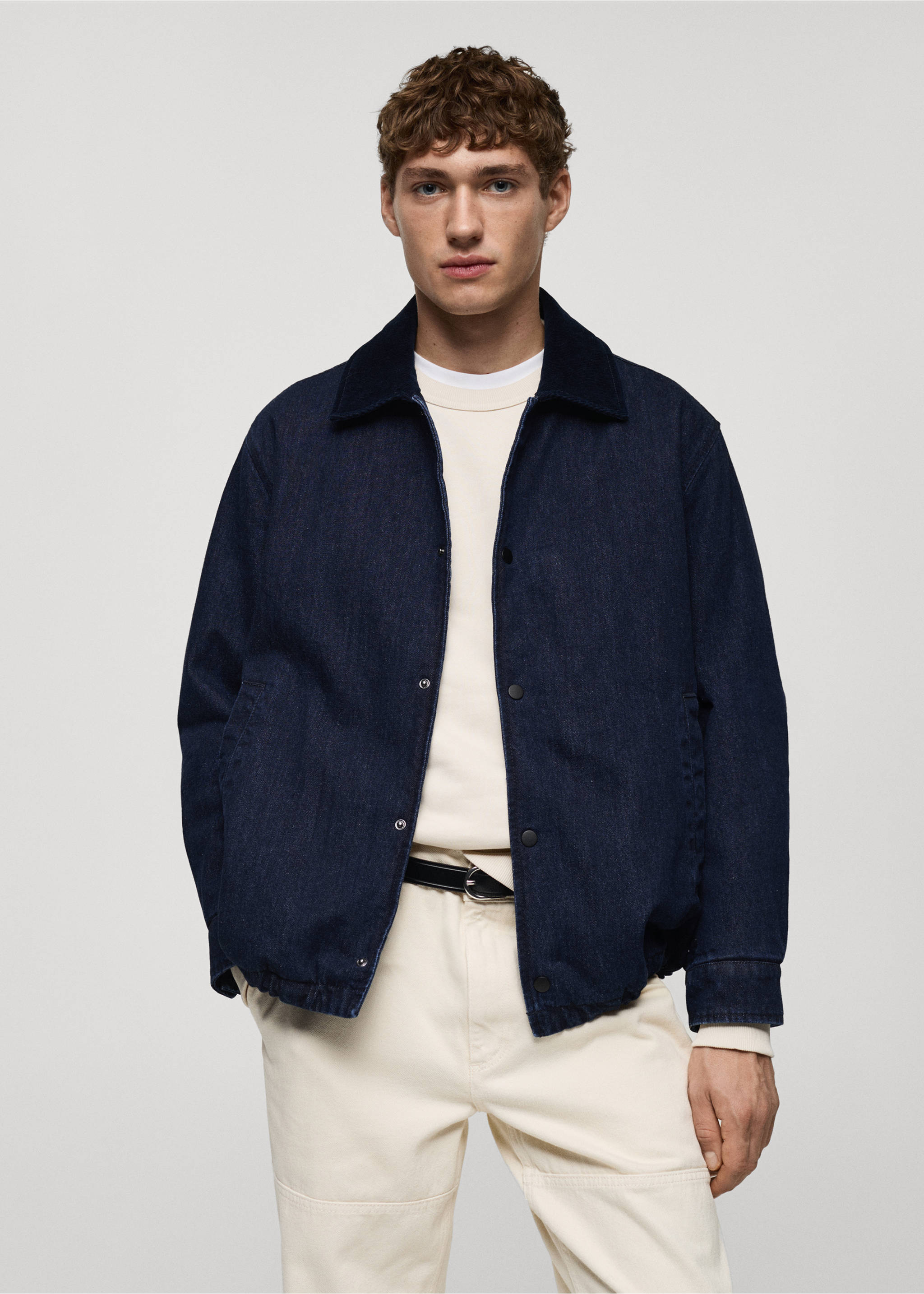 Jeansjacke mit Cordkragen - Mittlere Ansicht, Blau. Ref: 77097912-00.
