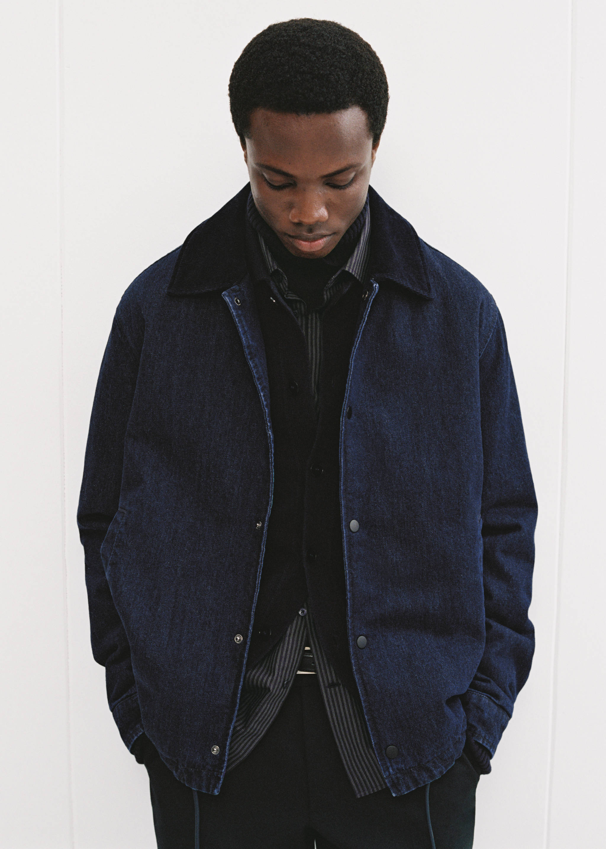 Jeansjacke mit Cordkragen - Detail des Artikels 5, Blau. Ref: 77097912-00.