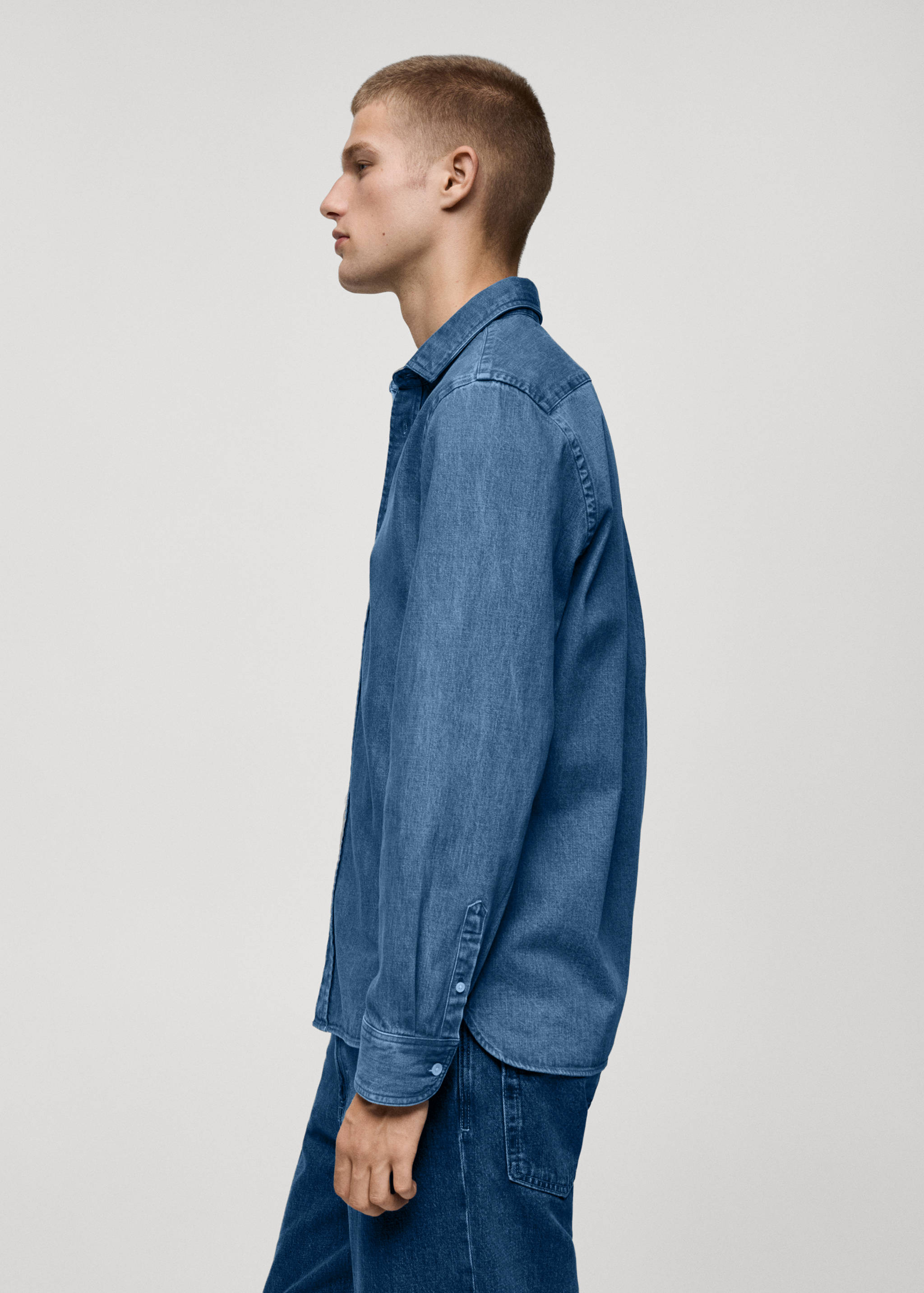 Regular fit denim shirt - Details of the article 2