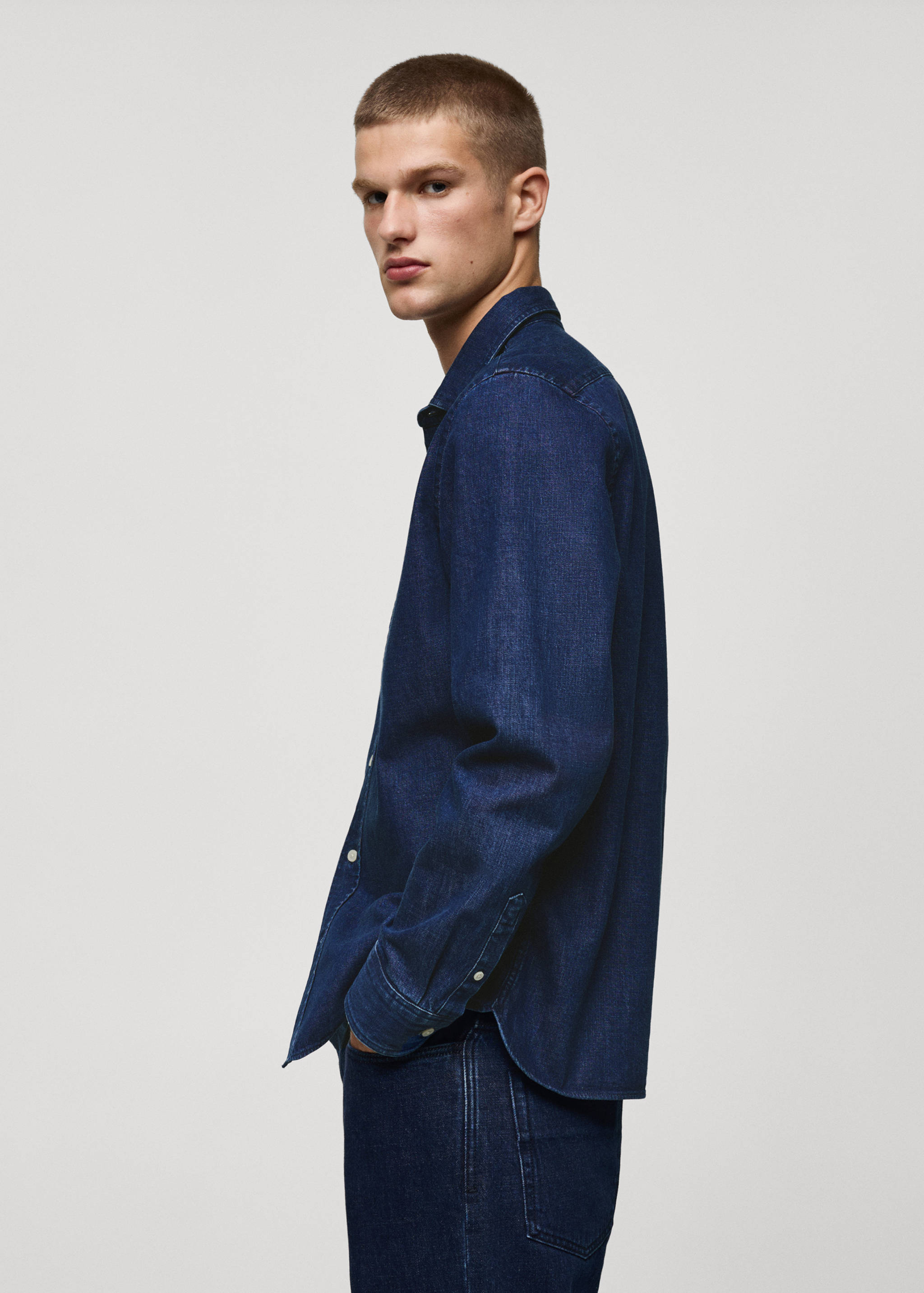 Regular fit denim shirt - Details of the article 2