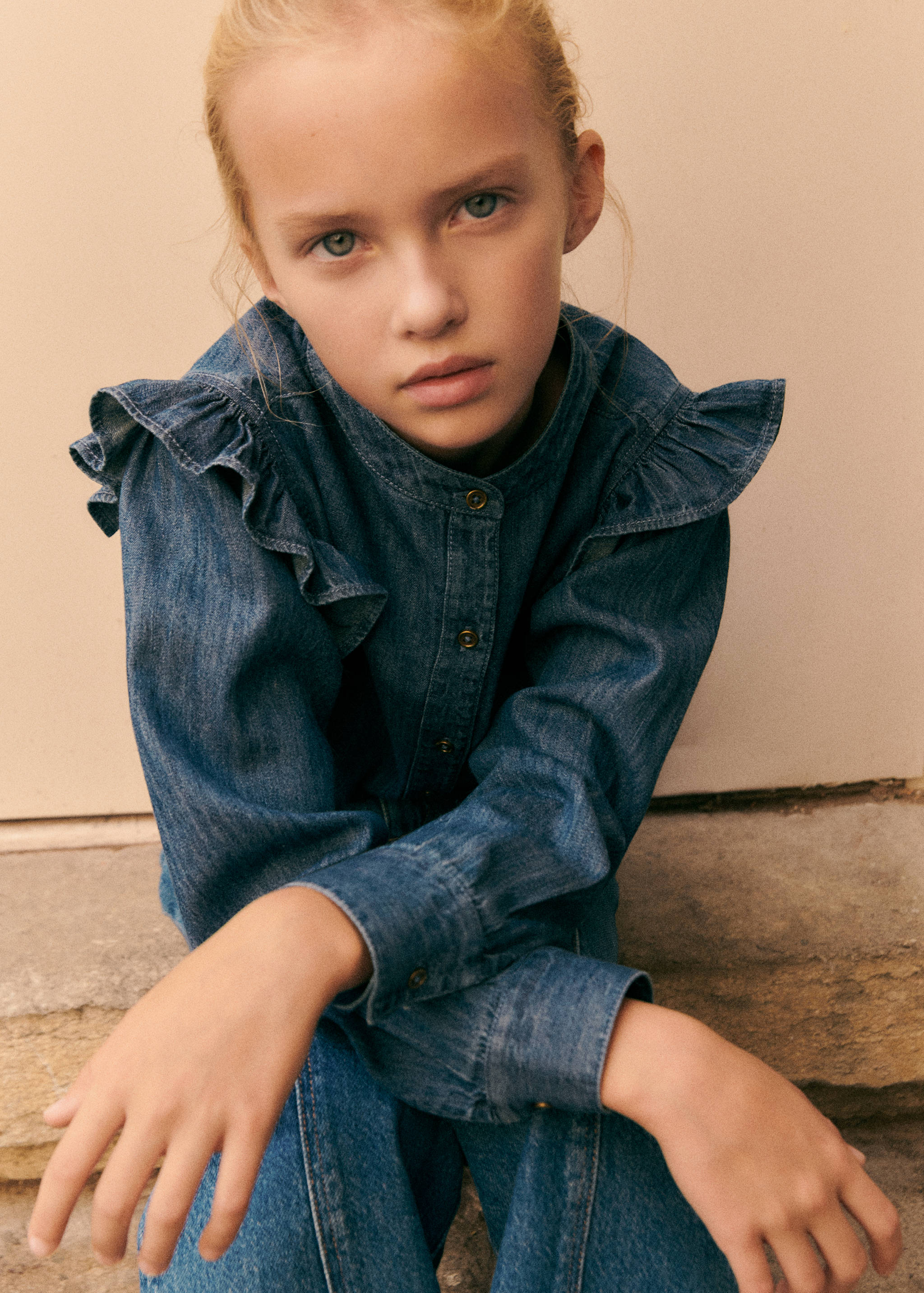 Ruffled denim shirt - Details of the article 5