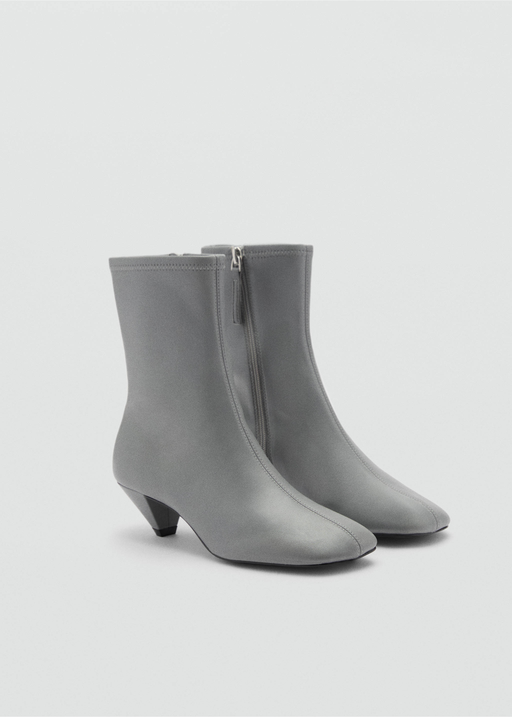 Squared toe leather ankle boots - Medium plane, Grey. Ref: 77097929-00.