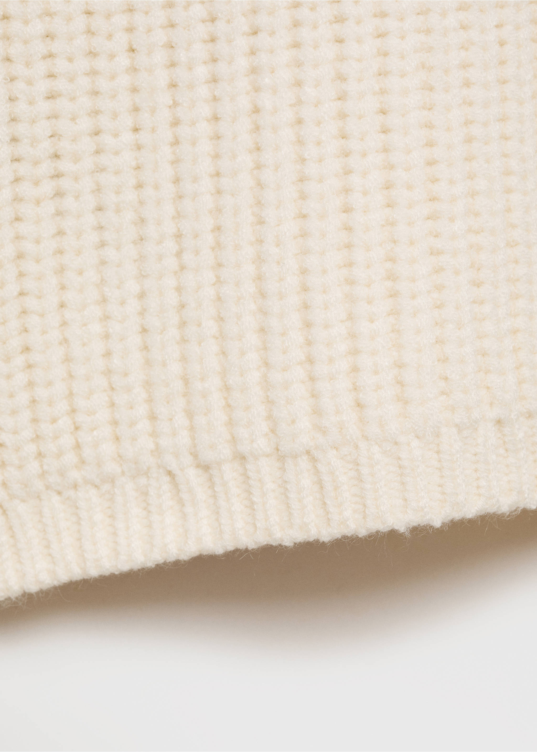 Strickpullunder mit halbhohem Kragen - Detail des Artikels 0, Ecru. Ref: 77097934-00.