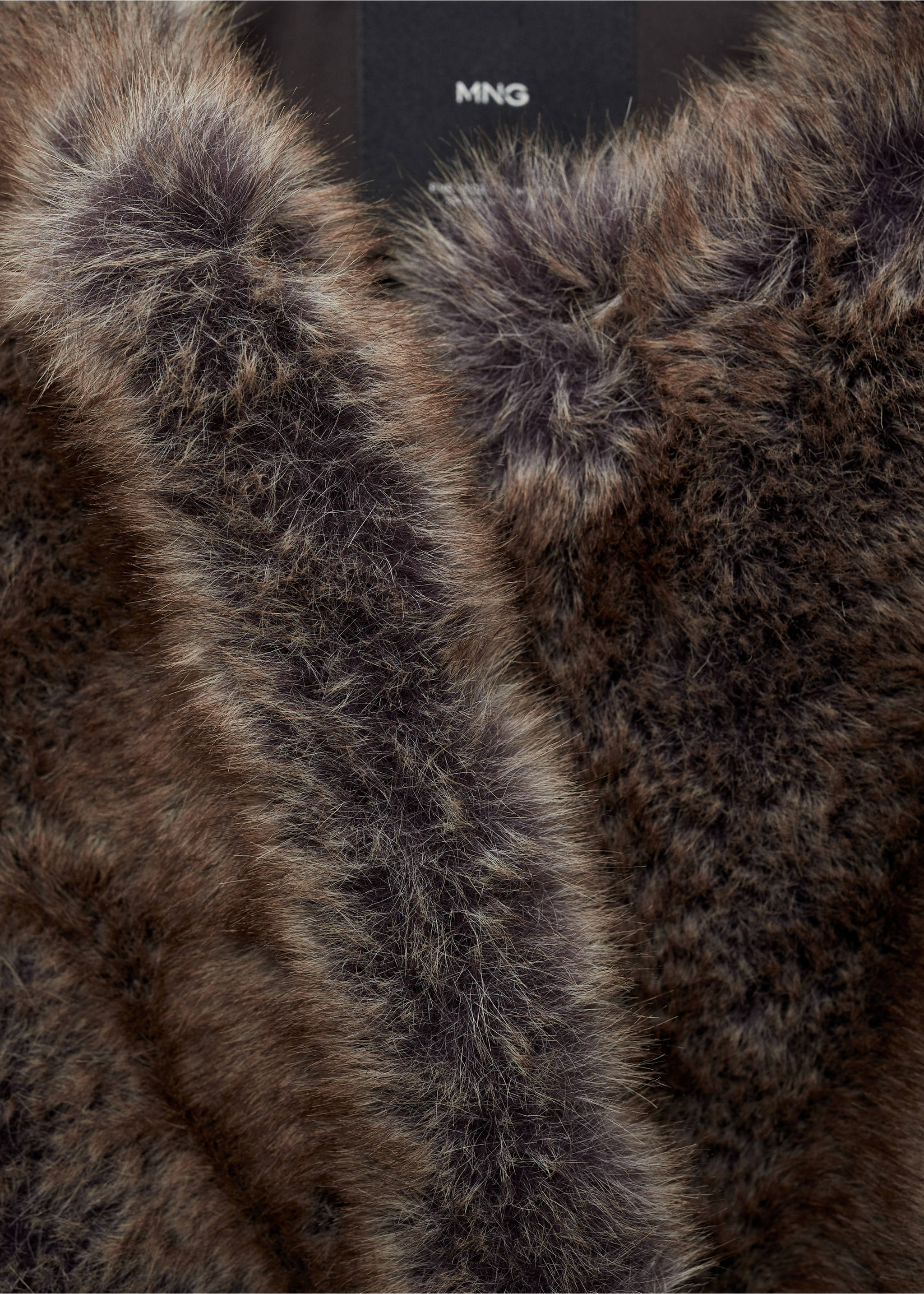 Veste imitation fourrure - Détail de l'article 8, Beige. Ref: 77098263-00.