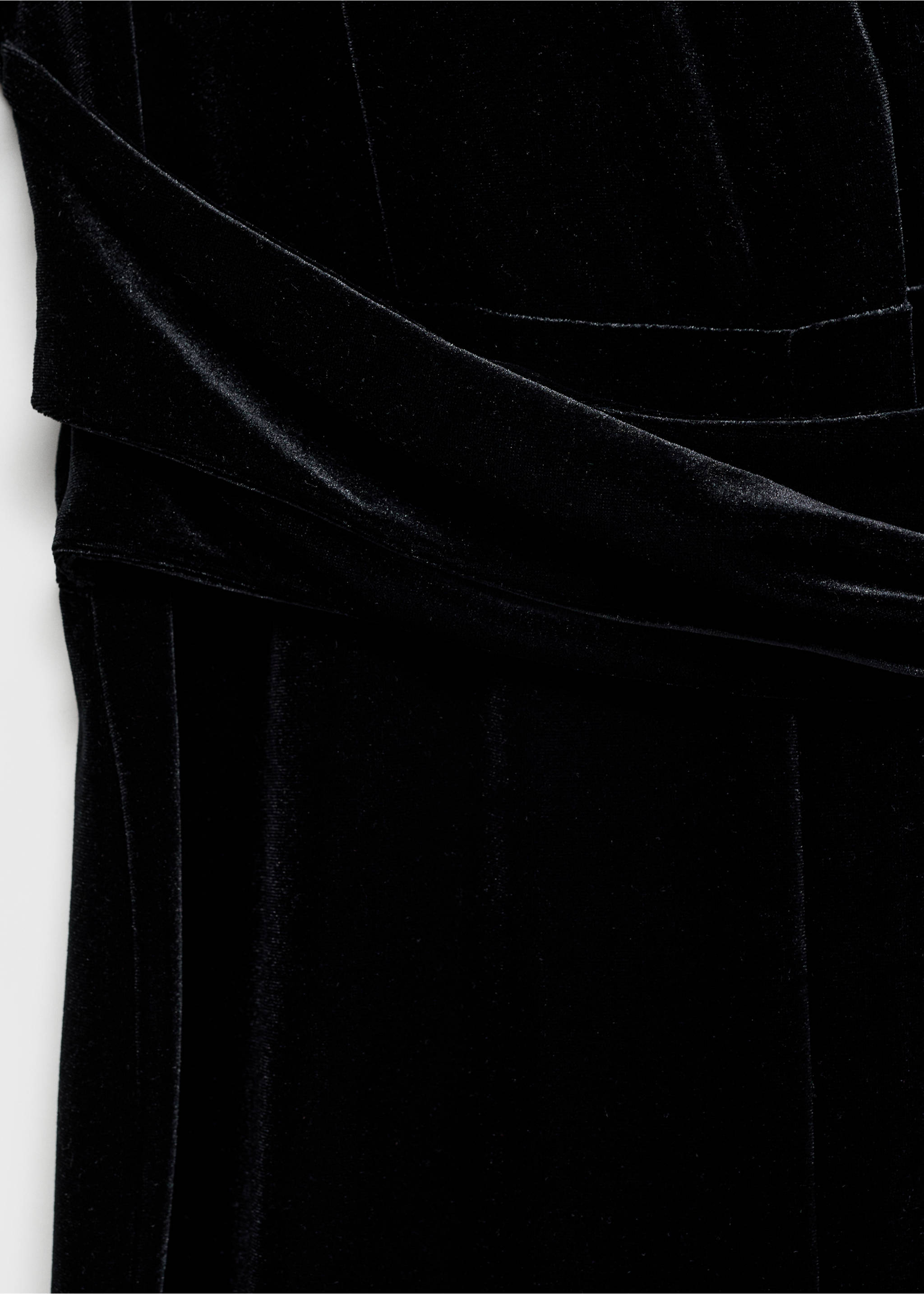 Crossed velvet jumpsuit - Details of the article 8, Black. Ref: 77099058-00.