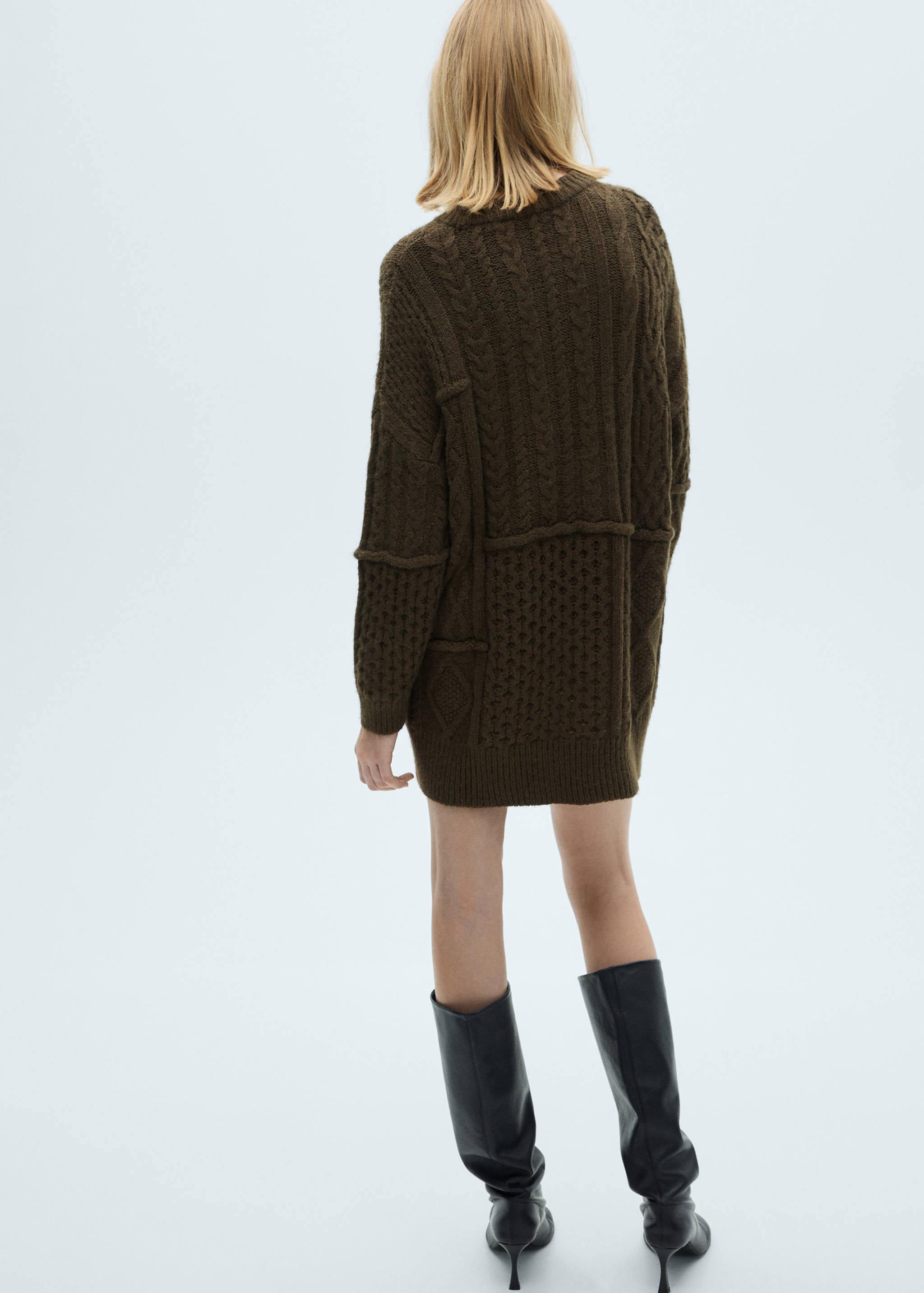 Cable knit dress - Reverse of the article