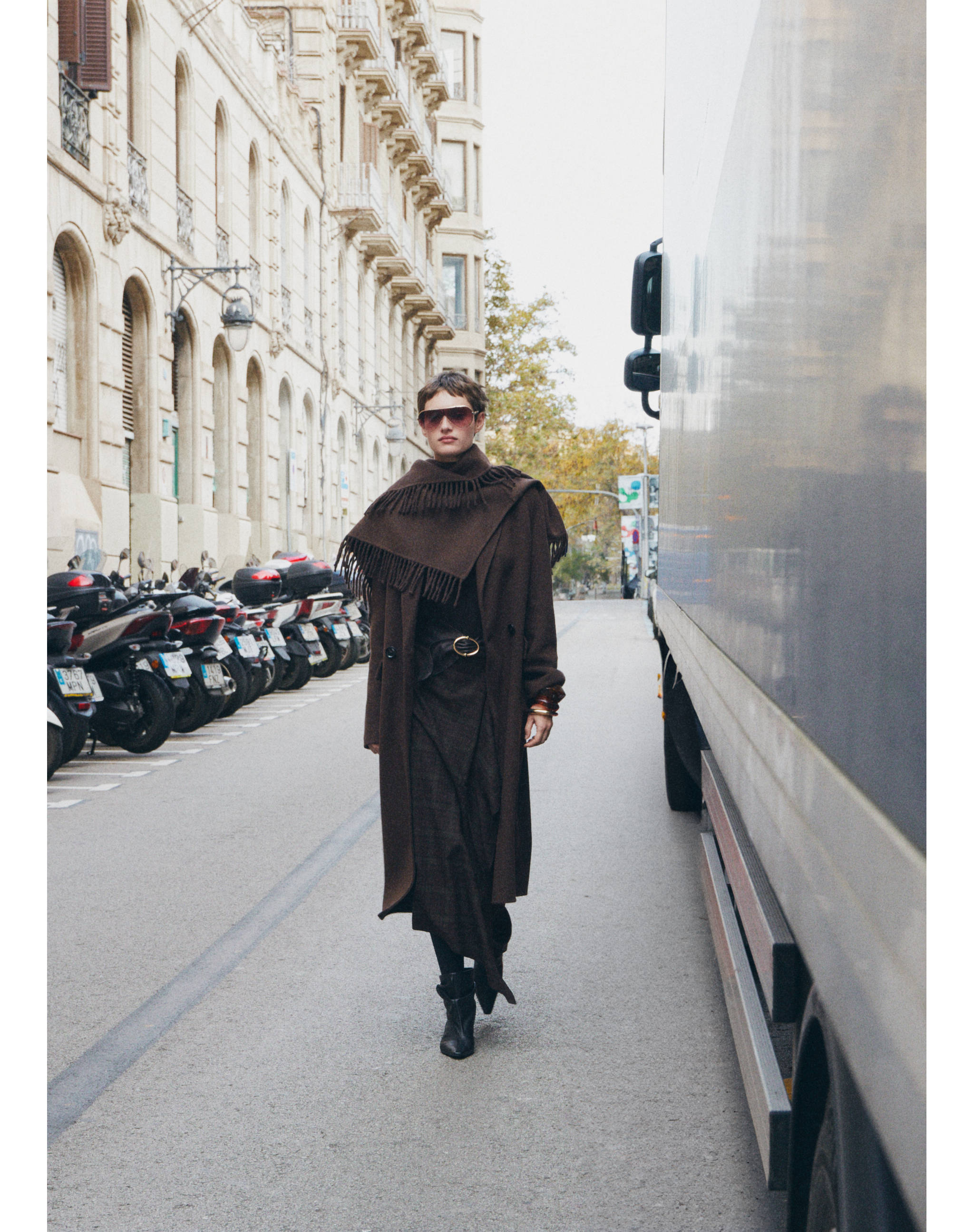 Checked asymmetric skirt - Details of the article 6