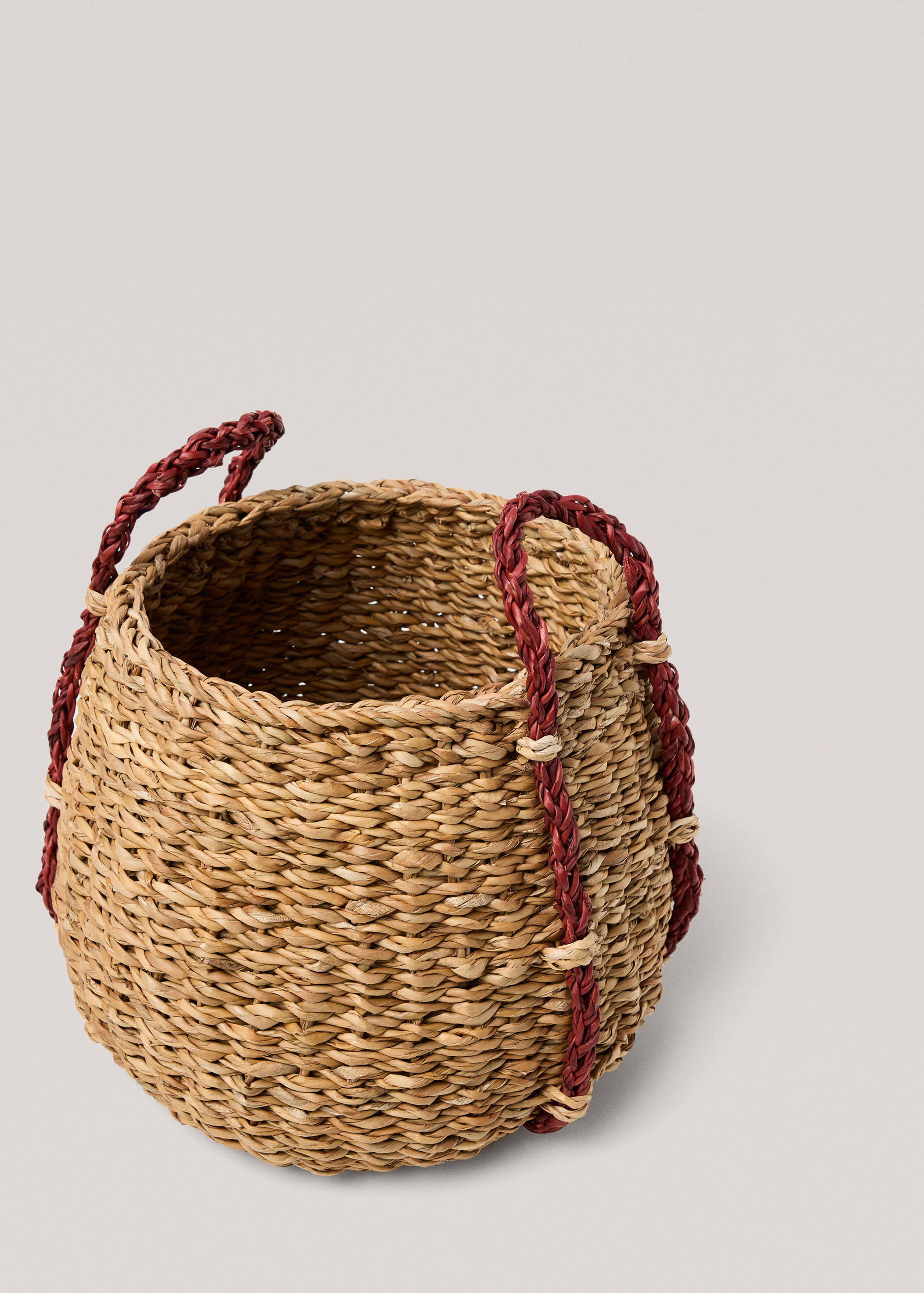 Natural fibre basket with coloured handle 31x24x25 cm - Details of the article 2