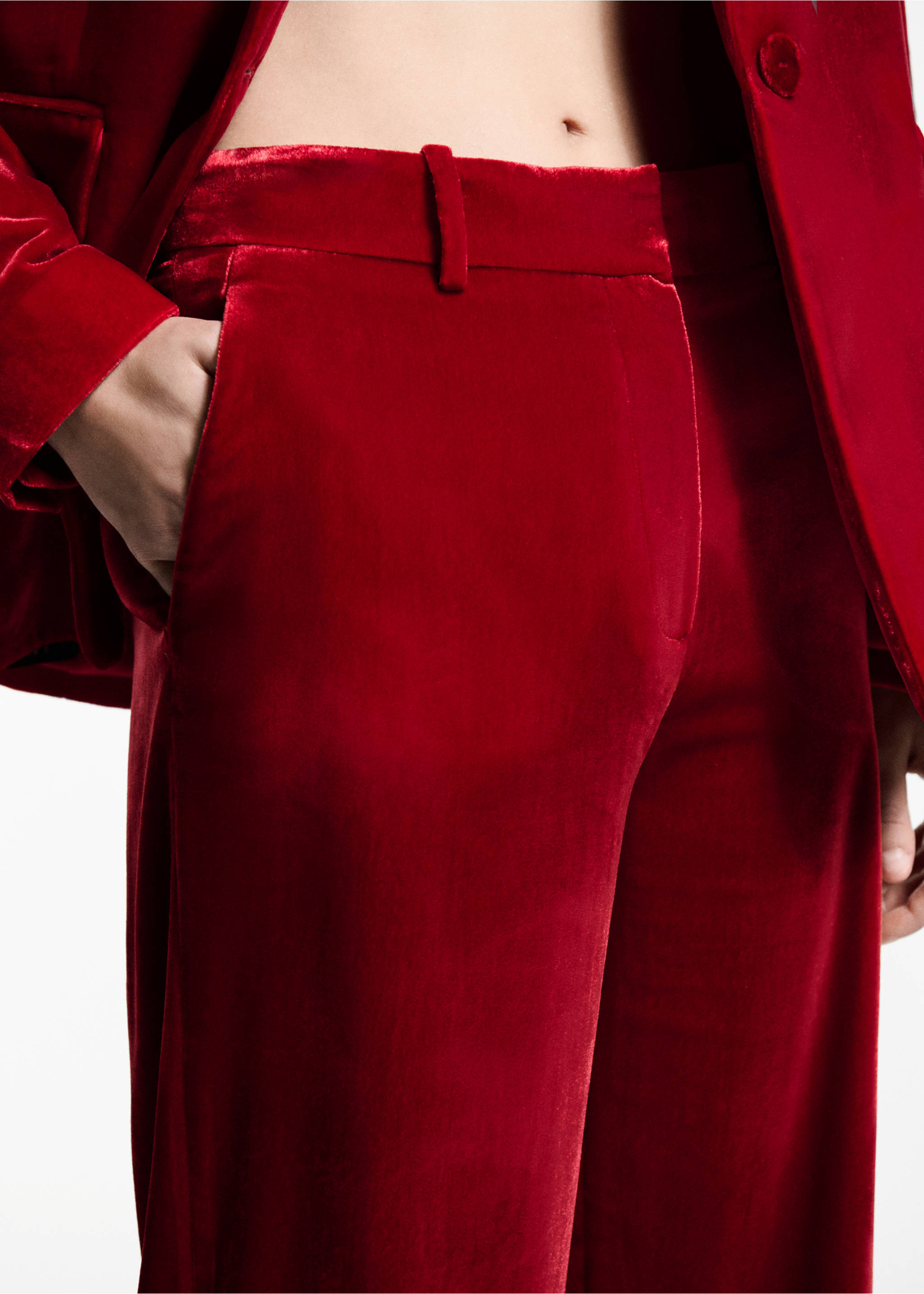 Velvet suit trousers - Details of the article 6, Strawberry. Ref: 77099236-00.