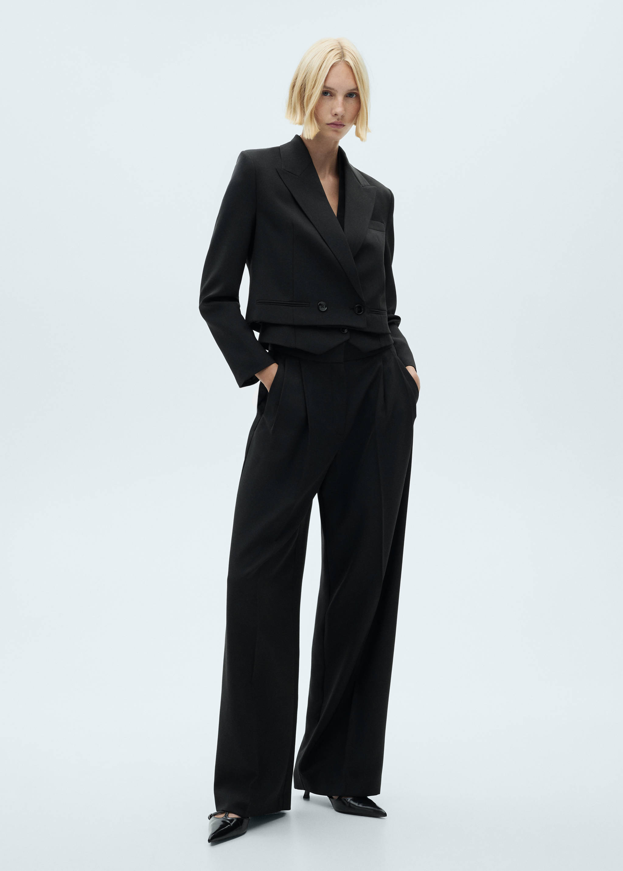 Rövidre vágott blézer dupla gombolással - Általános sík