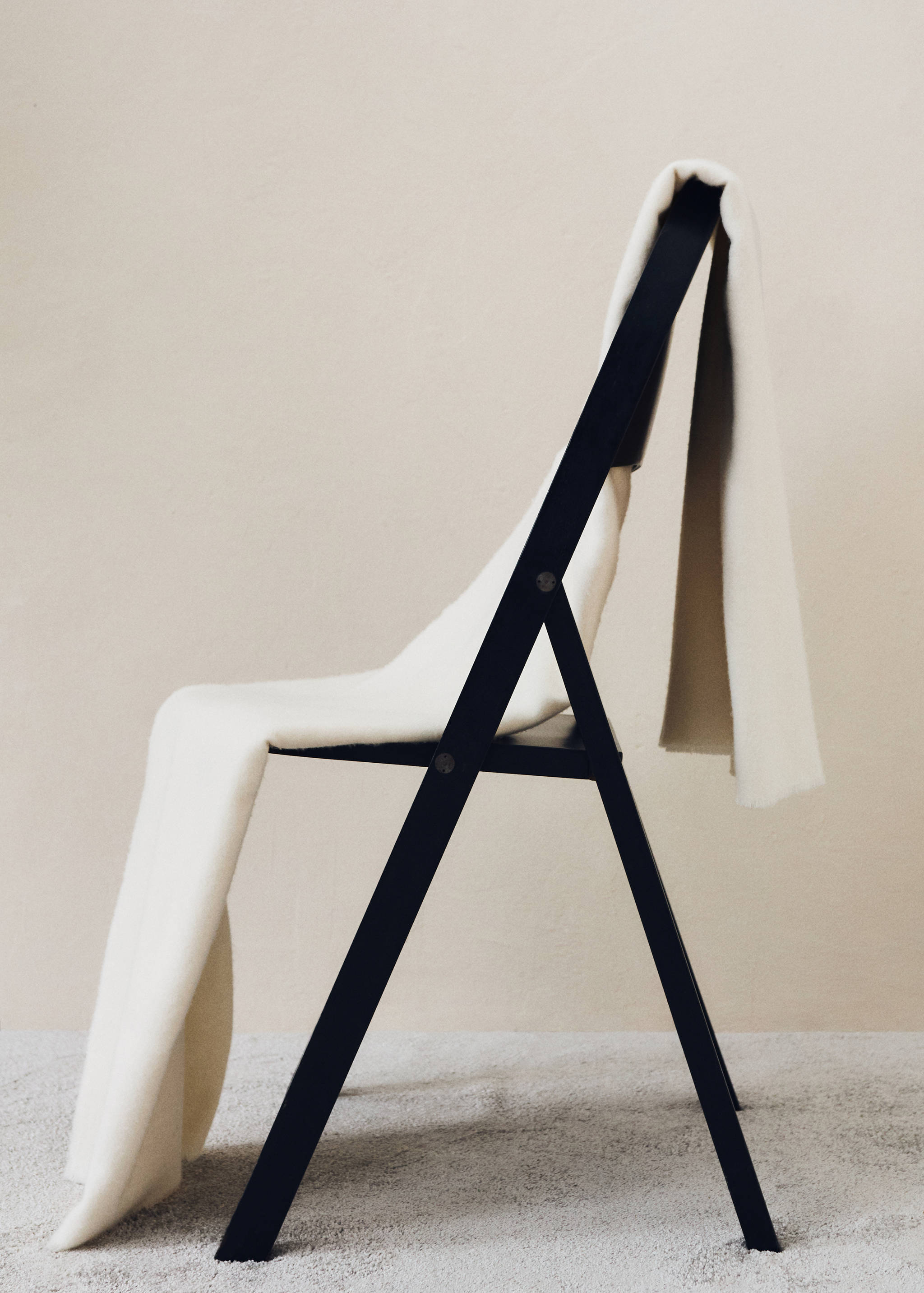 Soft wool and cashmere blanket - Details of the article 6