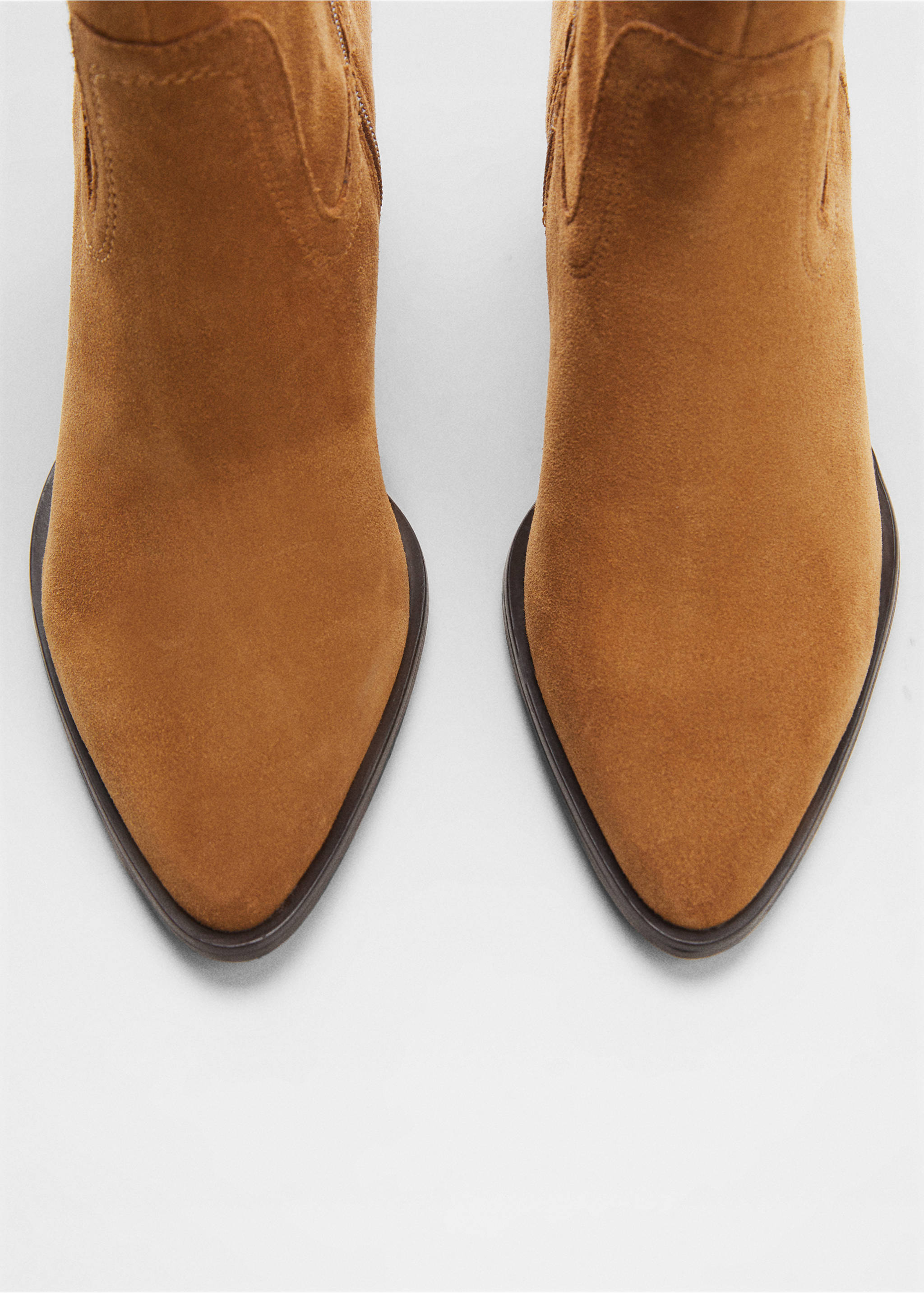 Heel suede ankle boot - Details of the article 2, Tobacco Brown. Ref: 77130254-00.