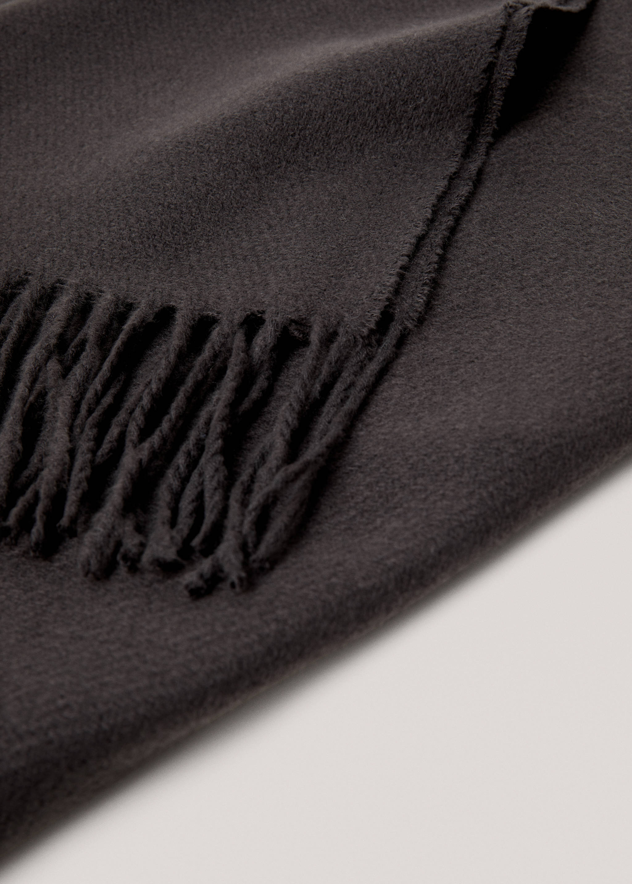 Fringed soft blanket - Details of the article 1