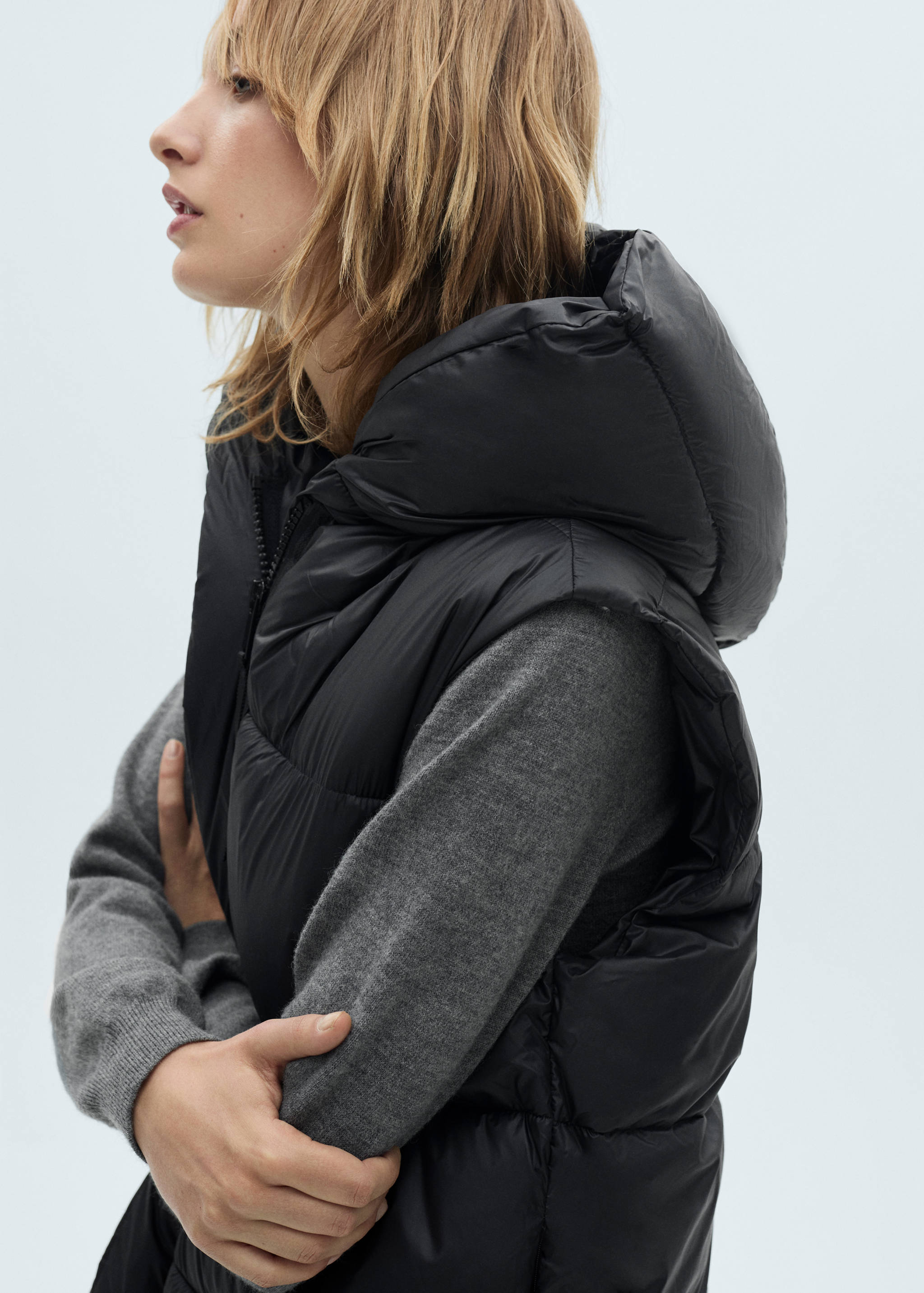 Long puffer vest - Details of the article 1