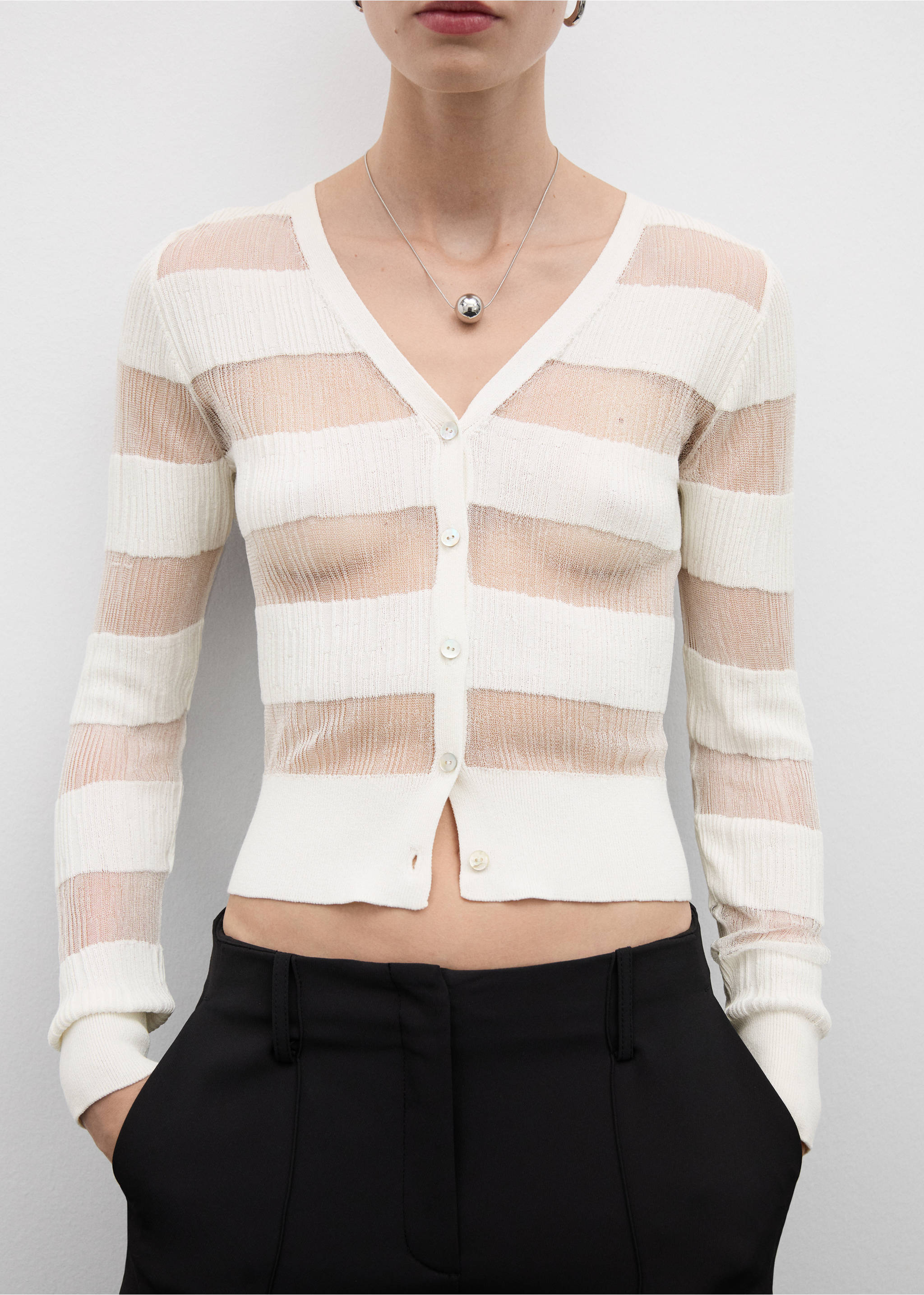 Semitransparent textured cardigan - Medium plane, White. Ref: 77924066-00.