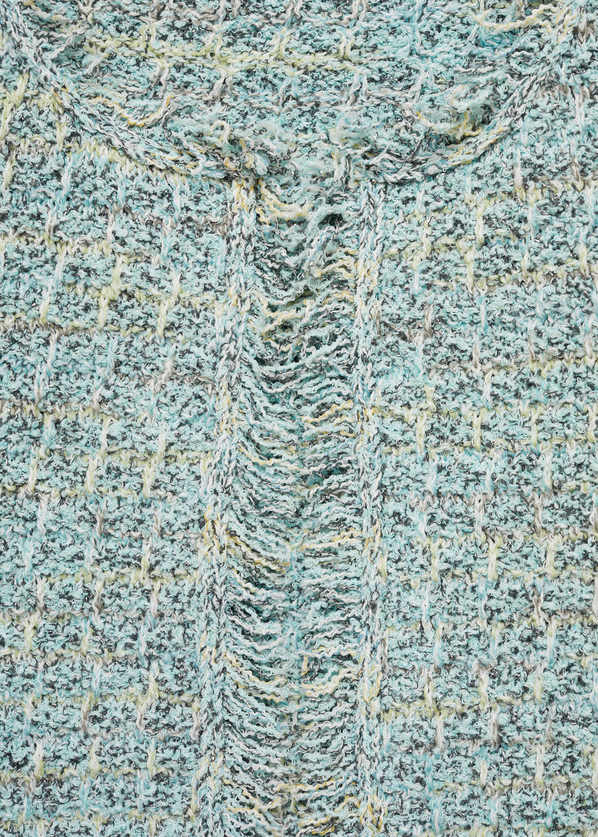 Casaco de tweed com terminações desfiadas - Pormenor do artigo 8