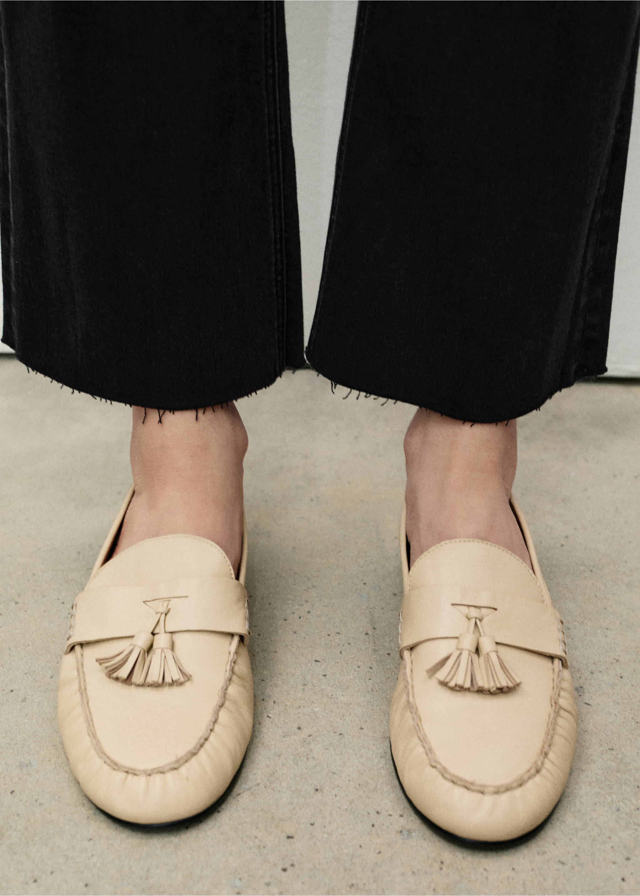 Sienna flared cropped jeans - Details of the article 6, Black denim. Ref: 87000223-00.