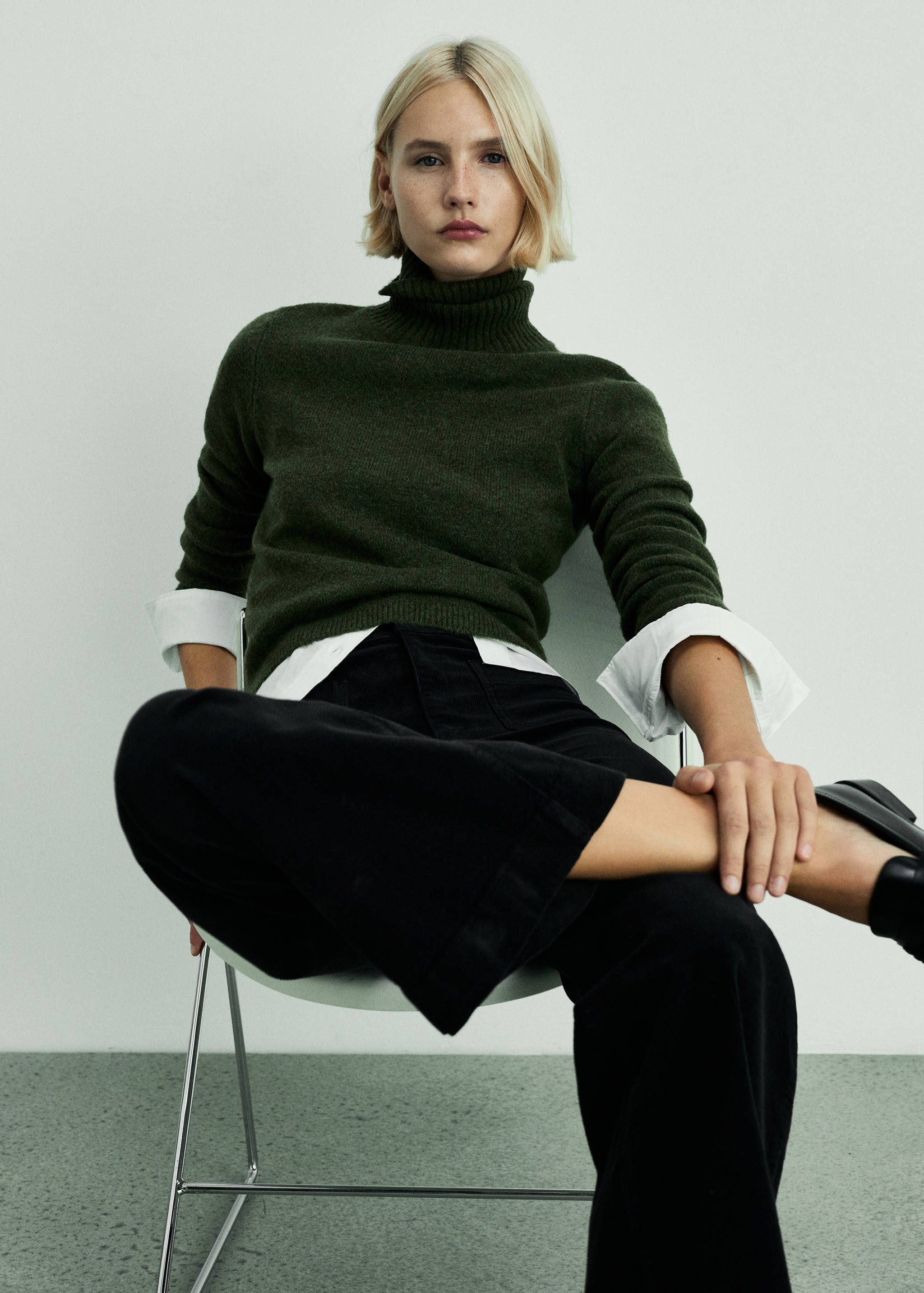 Pantalon Catherin style jupe-culotte velours côtelé - Détail de l'article 2