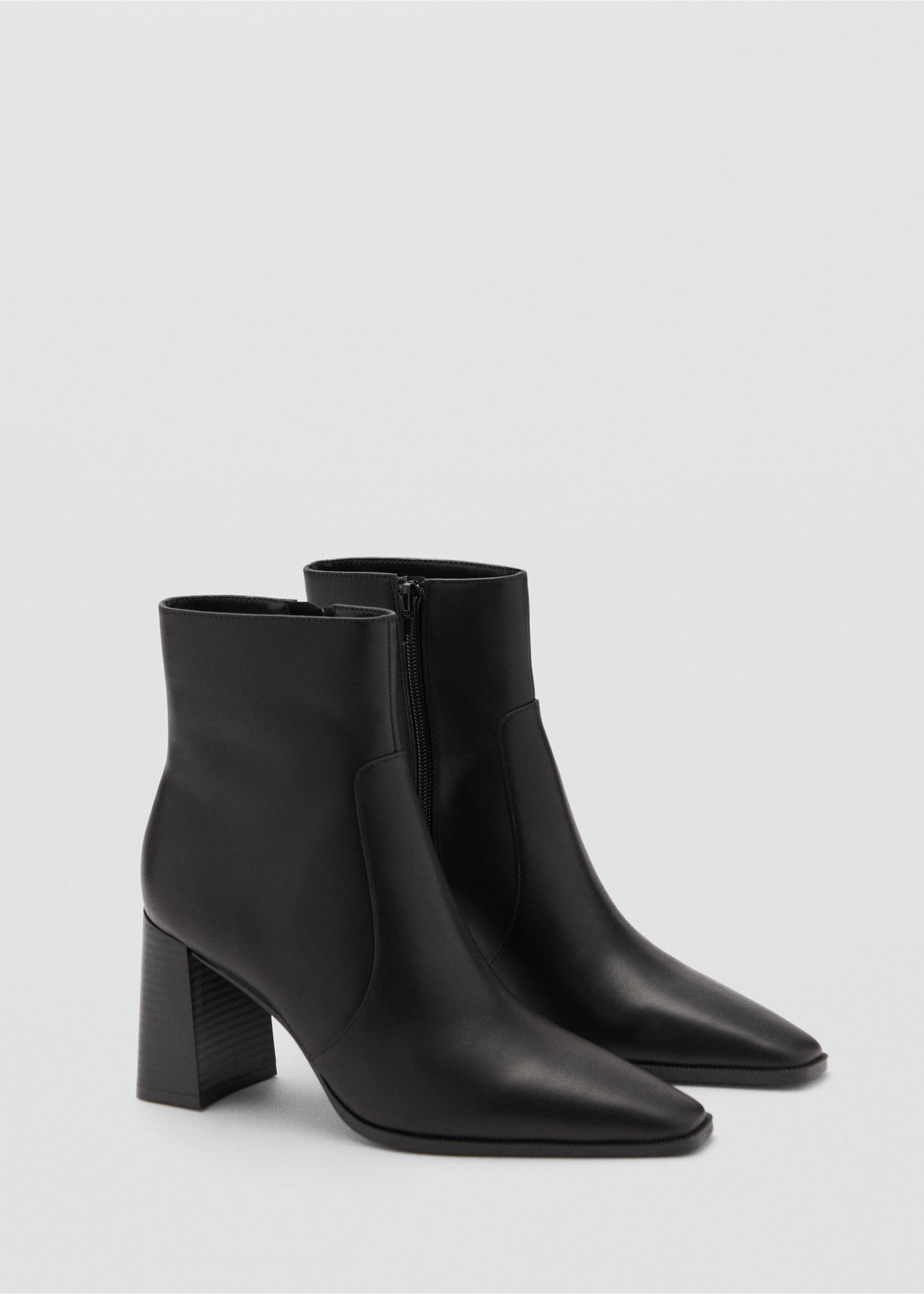 Leather heeled boots - Medium plane, Black. Ref: 87000283-00.