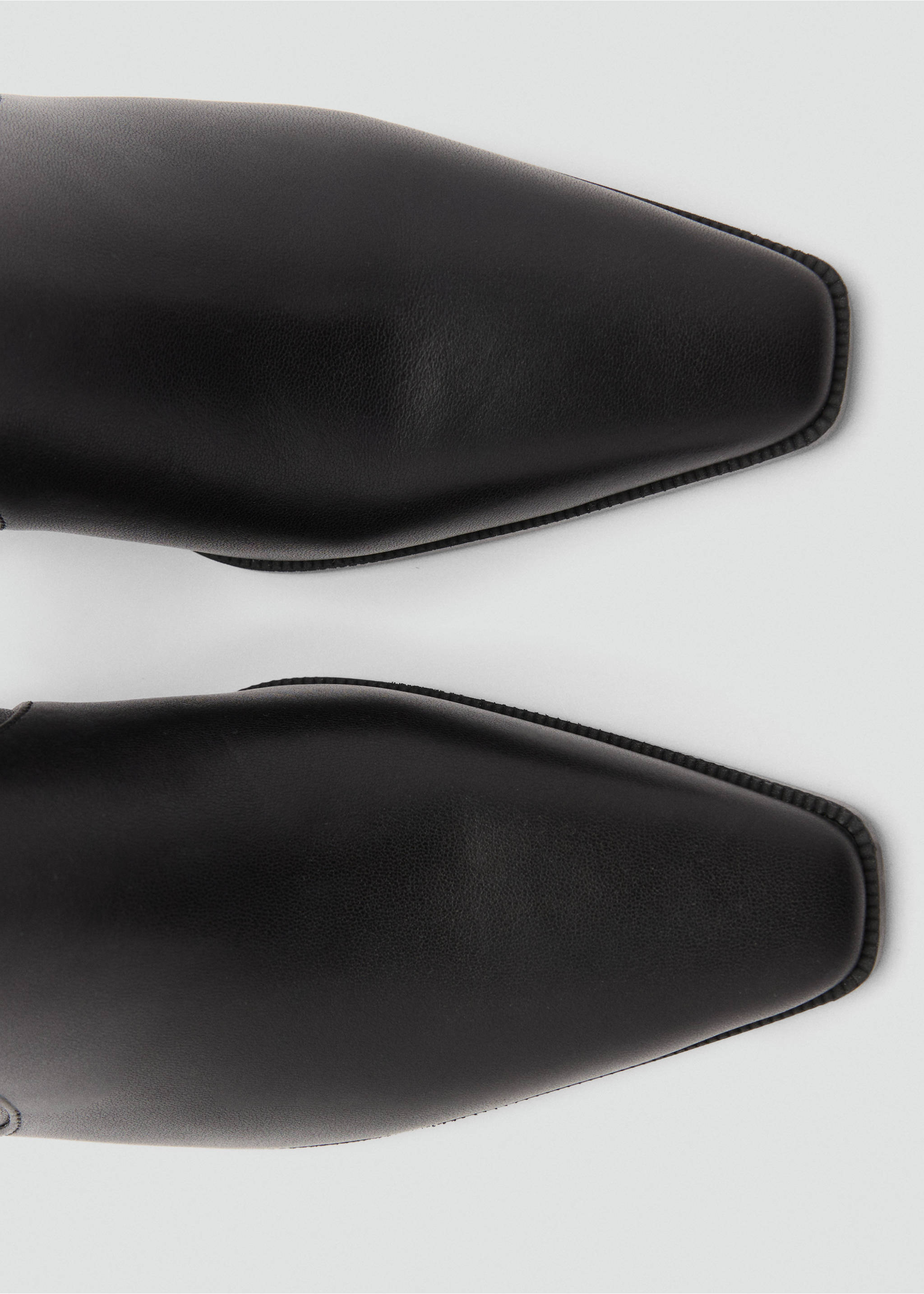 Leather heeled boots - Details of the article 2, Black. Ref: 87000283-00.