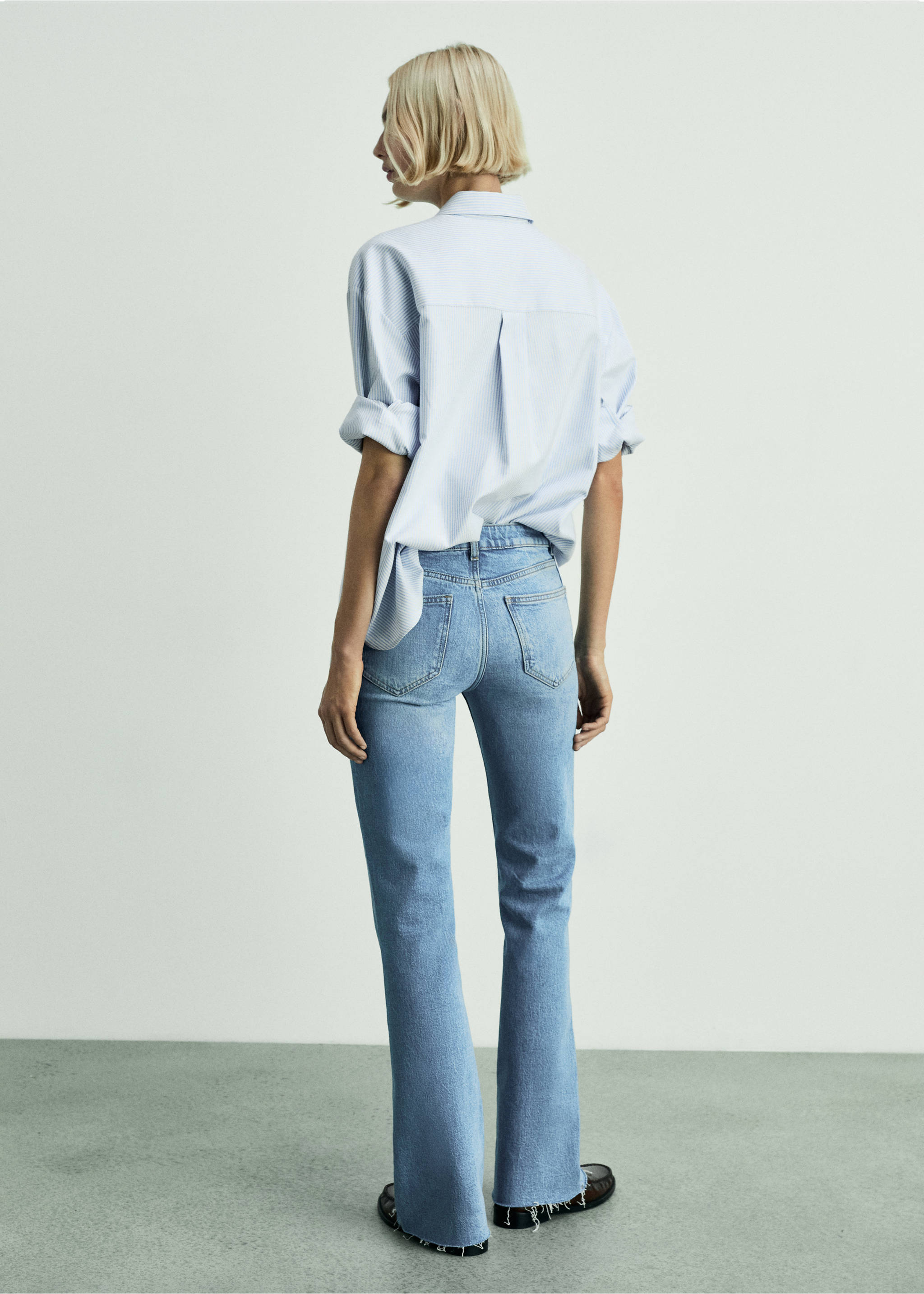 Fiona flared mid-rise jeans - Reverse of the article, Medium Blue. Ref: 87000288-00.