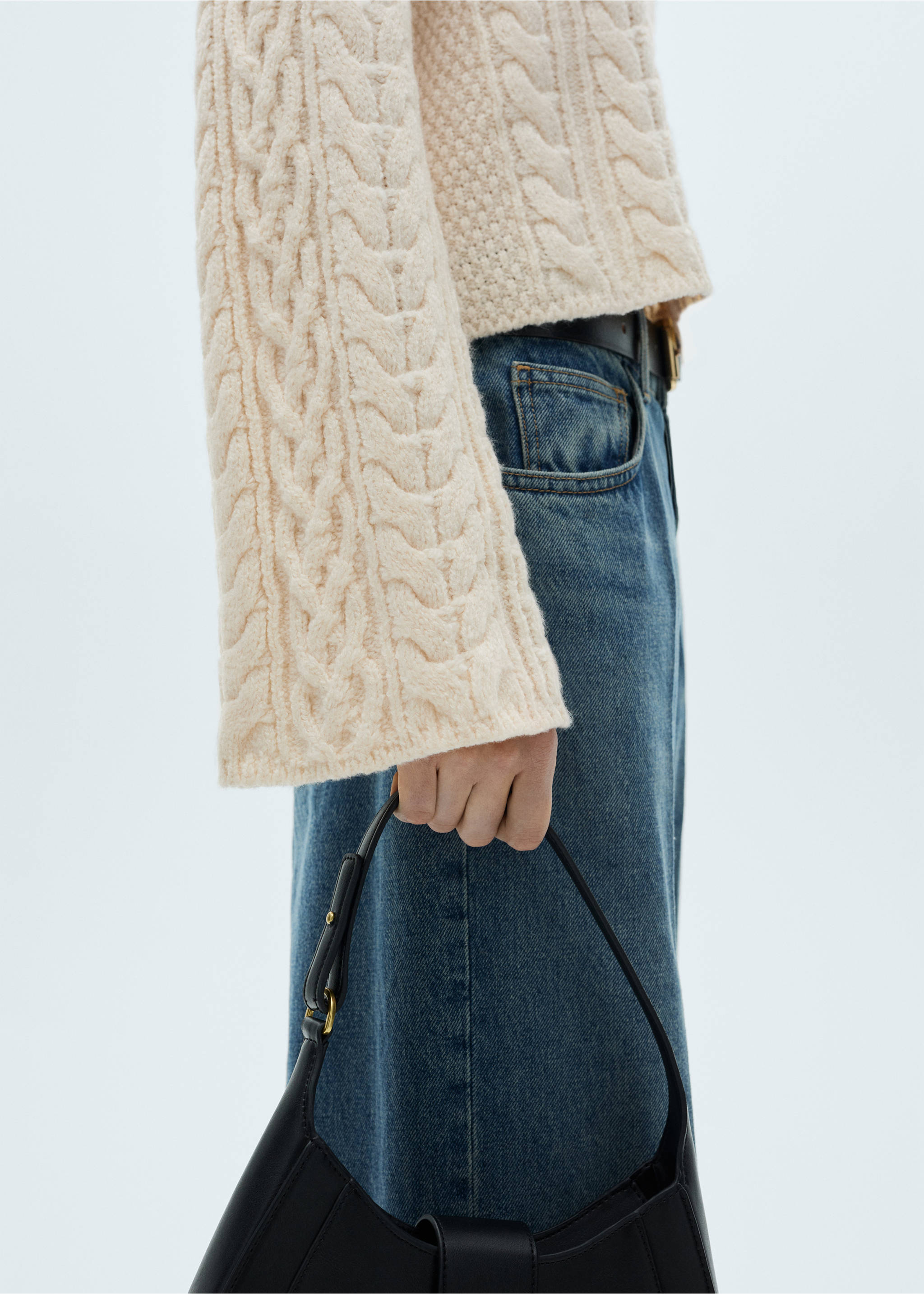 Twisted knitted flared-sleeve sweater - Details of the article 3, Ecru. Ref: 87000350-00.