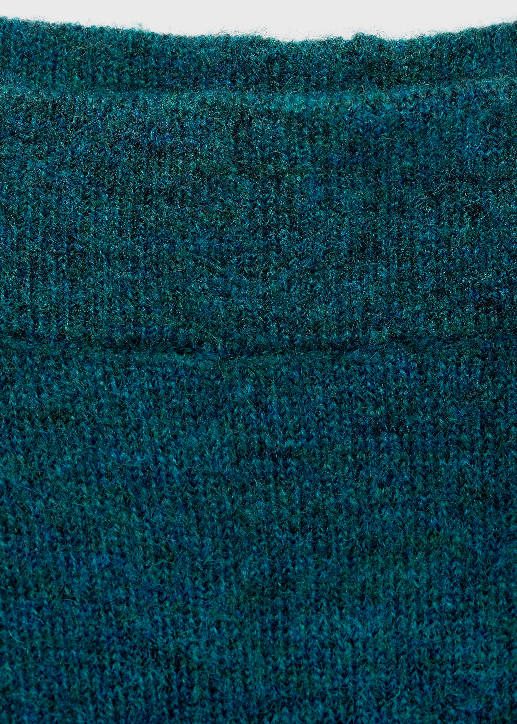 Utsvängda trikåbyxor - Detaljer om artikeln 8