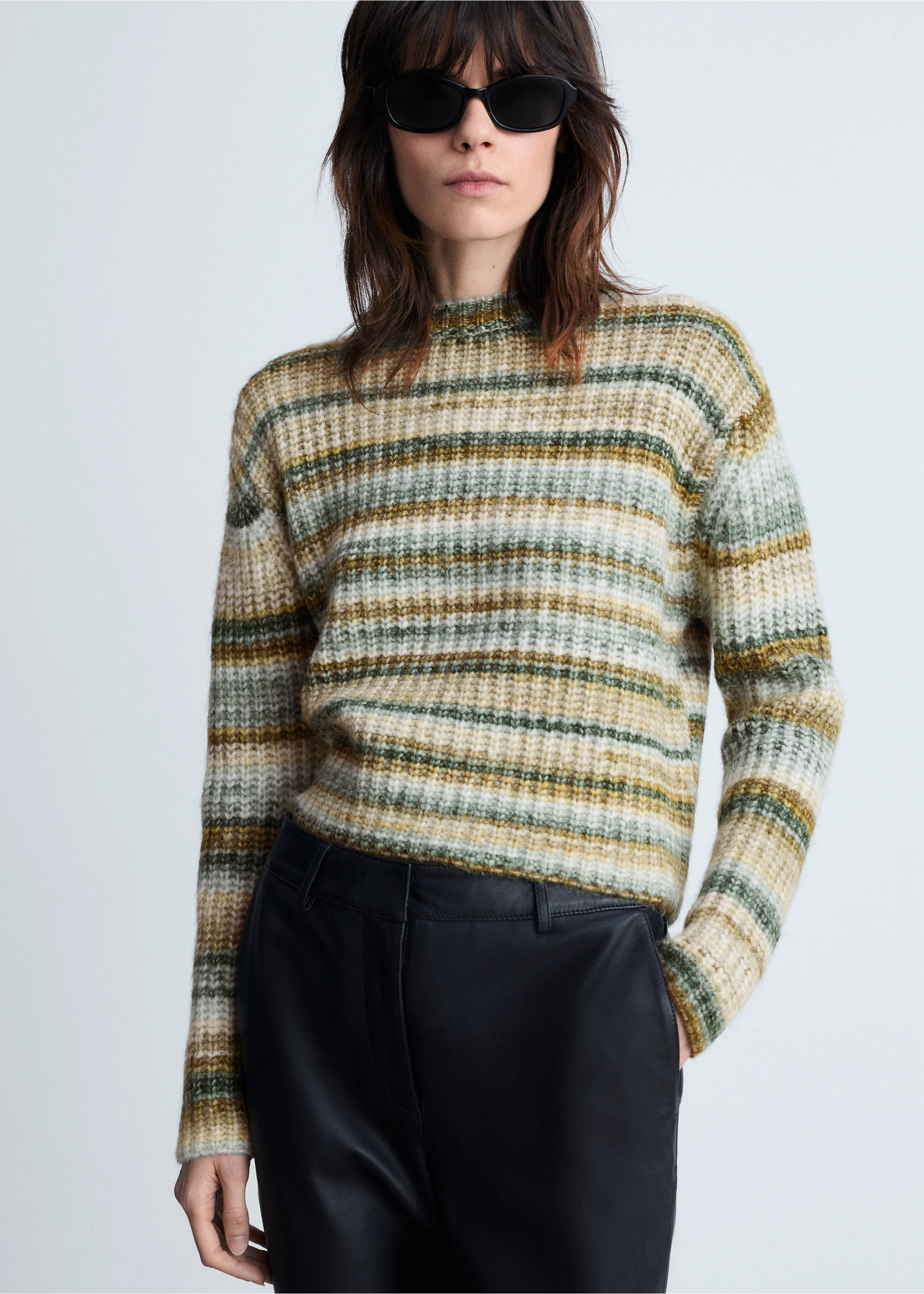 Round-neck striped sweater - Medium plane, Dark Green. Ref: 87000364-00.