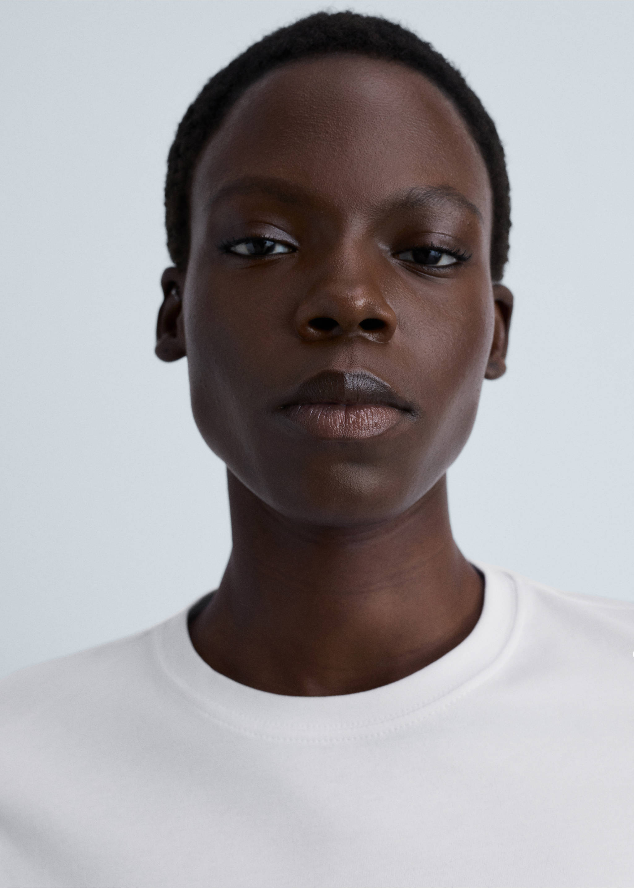 Thin round-neck t-shirt - Details of the article 1, White. Ref: 87000441-00.
