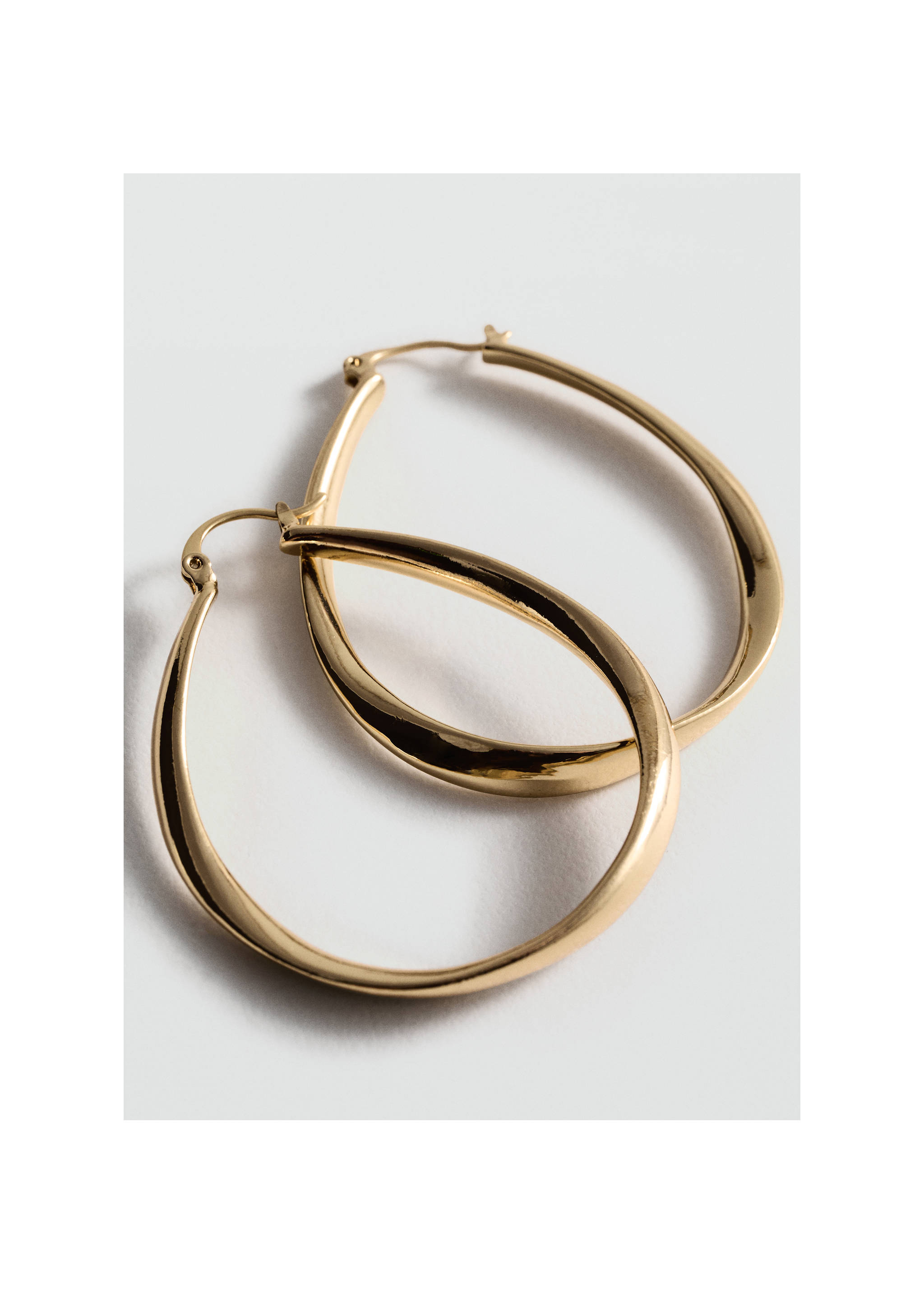 Ovale Kreolen - Mittlere Ansicht, Gold. Ref: 87000478-00.