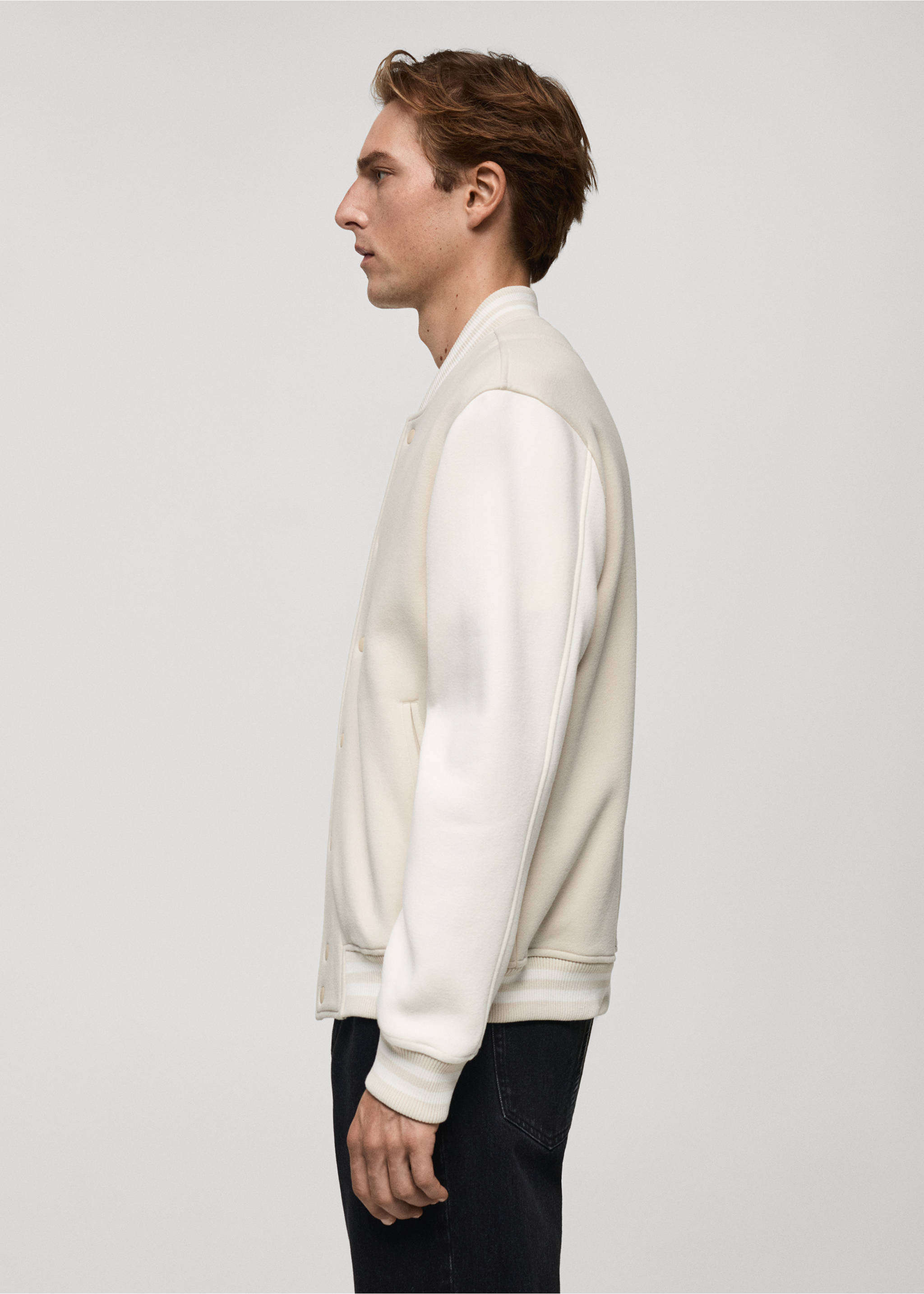 Baumwoll-Bomberjacke aus Baumwolle mit Kontrastdesign - Detail des Artikels 2, Beige. Ref: 87000598-00.