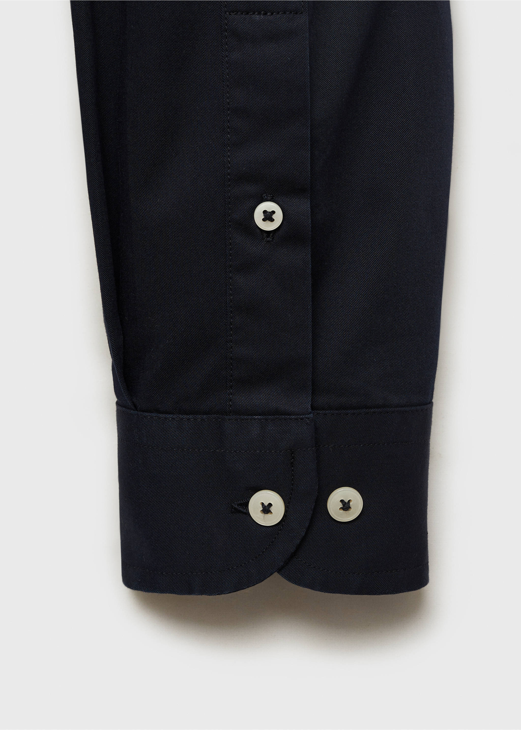 Regular-Fit-Hemd aus 100 % Baumwolle - Detail des Artikels 0, Dunkles Marineblau. Ref: 87000606-00.