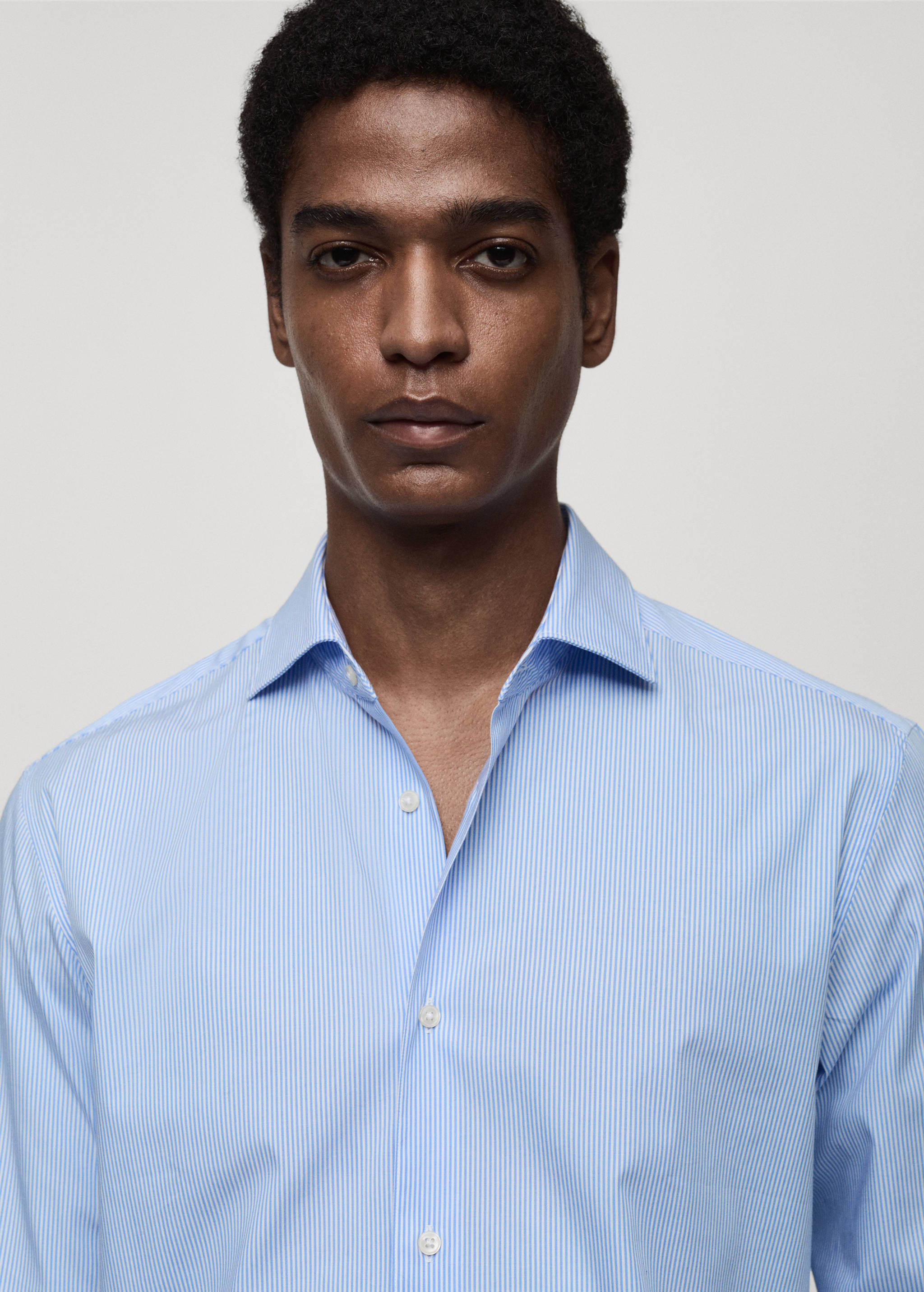 Slim fit striped cotton shirt - Details of the article 1