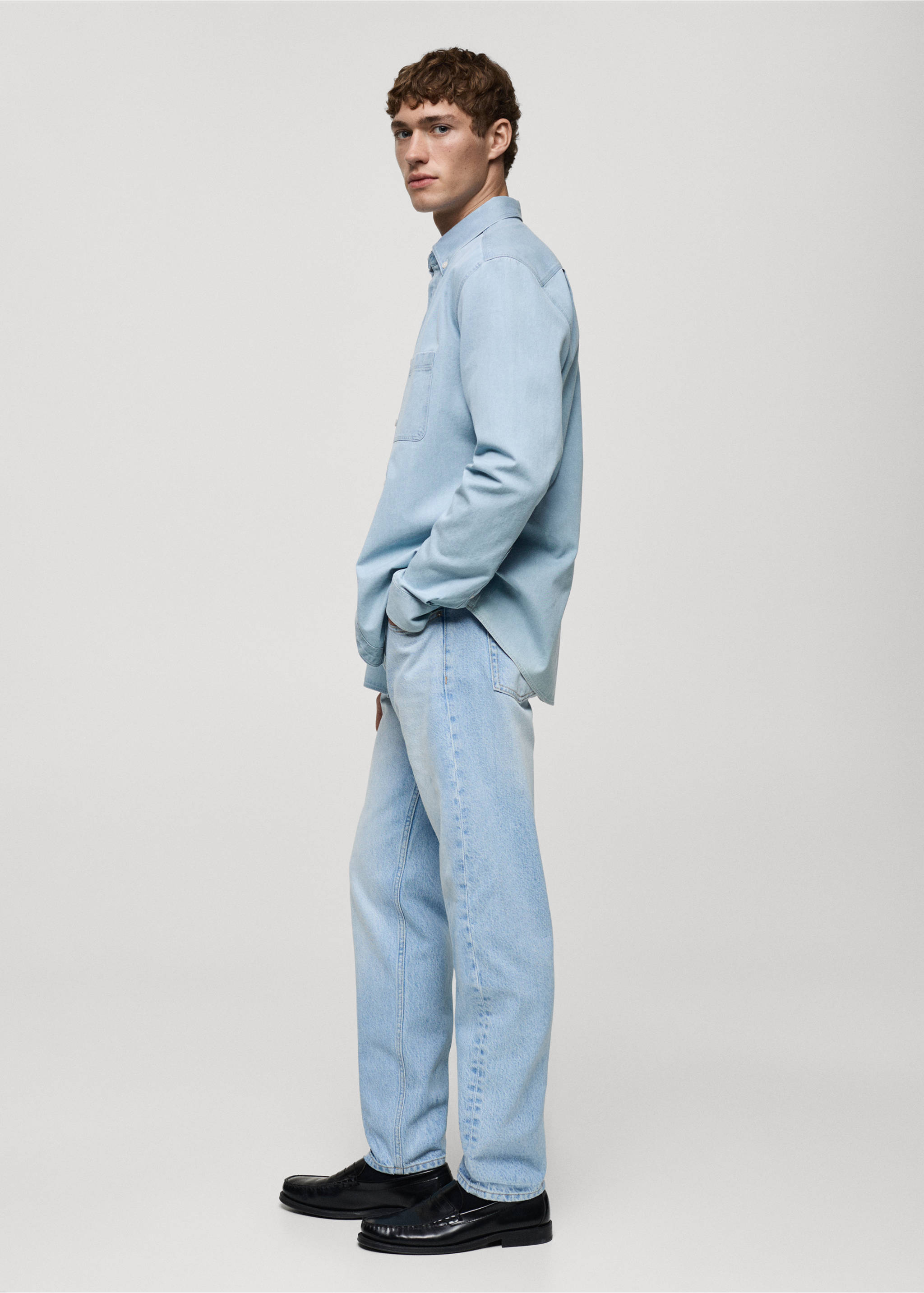 100% cotton denim shirt - Details of the article 2, Light Blue. Ref: 87000609-00.