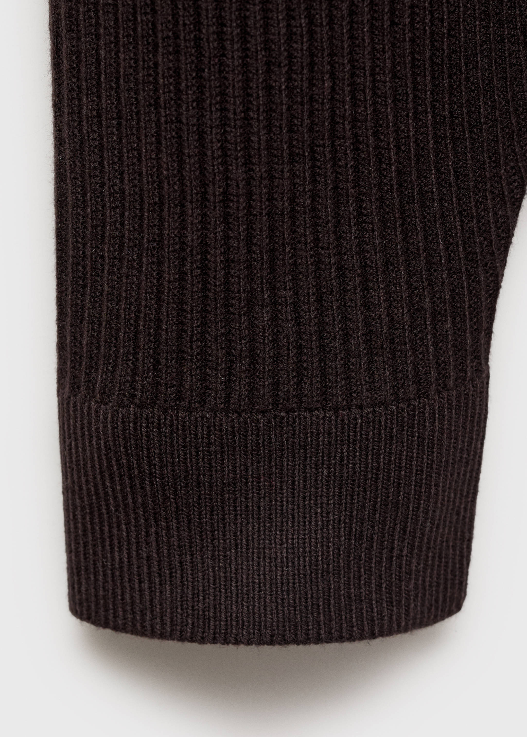 Ribbed sweater with zip neck - Details of the article 0
