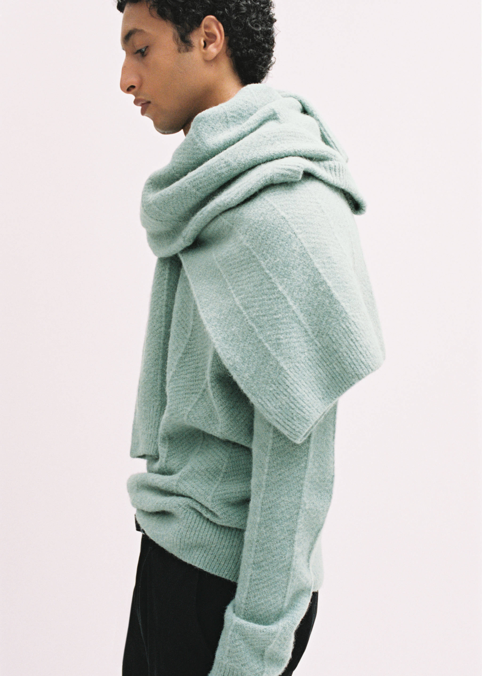Structured knitted sweater - Details of the article 3, Aqua Green. Ref: 87000614-00.