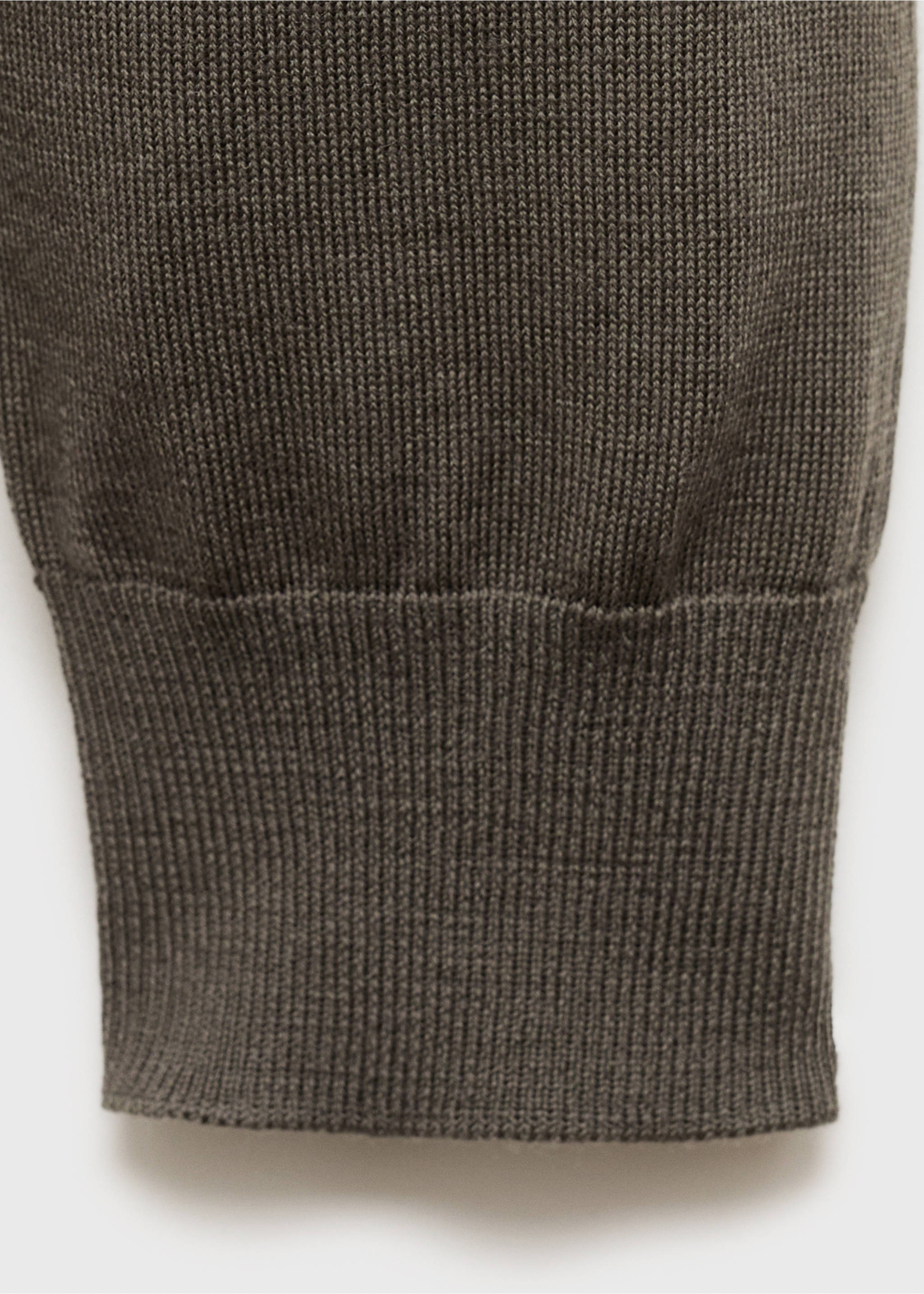 100% merino wool sweater - Details of the article 0, Dark Green. Ref: 87000616-00.