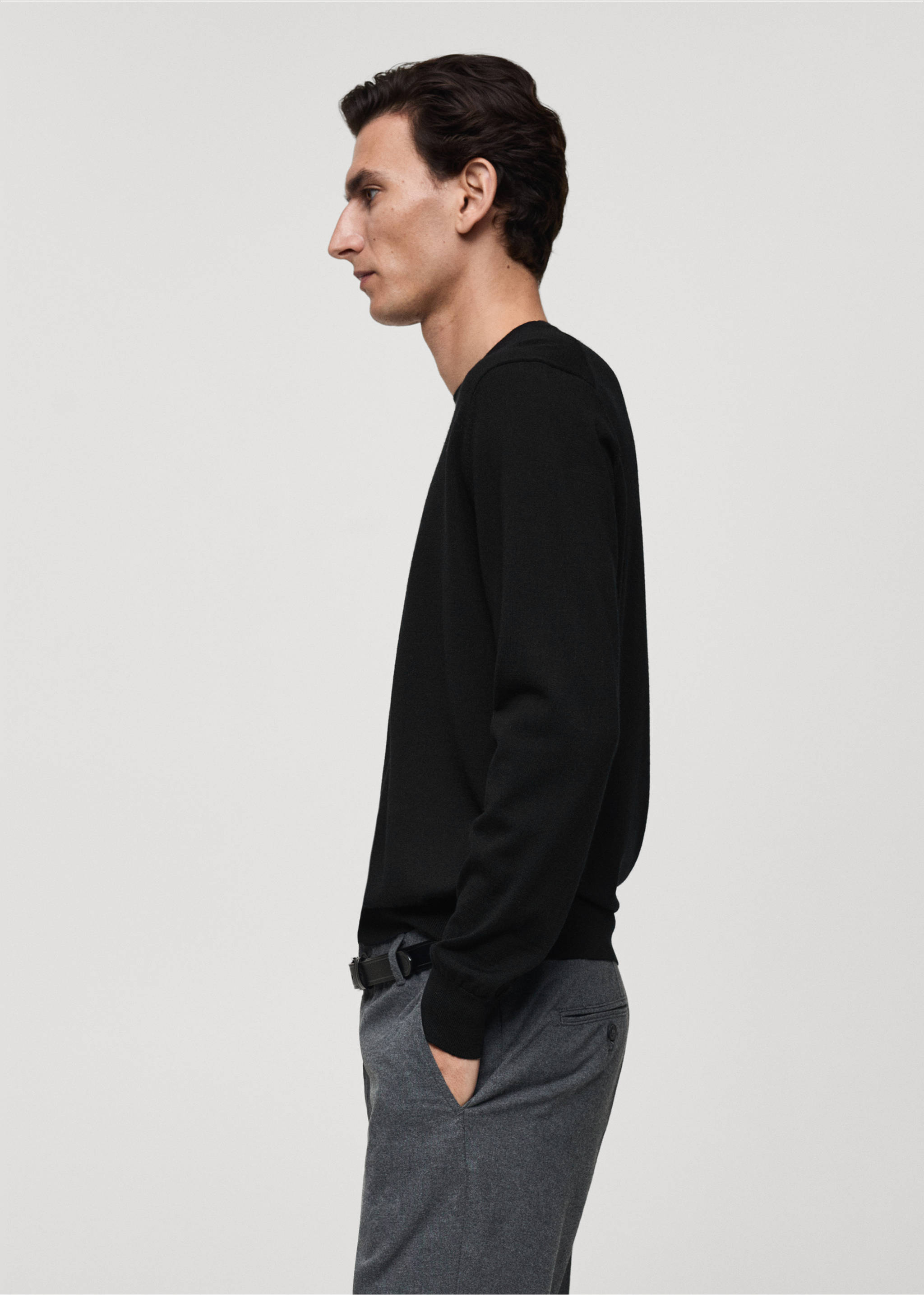 100% merino wool sweater - Details of the article 2, Black. Ref: 87000616-00.