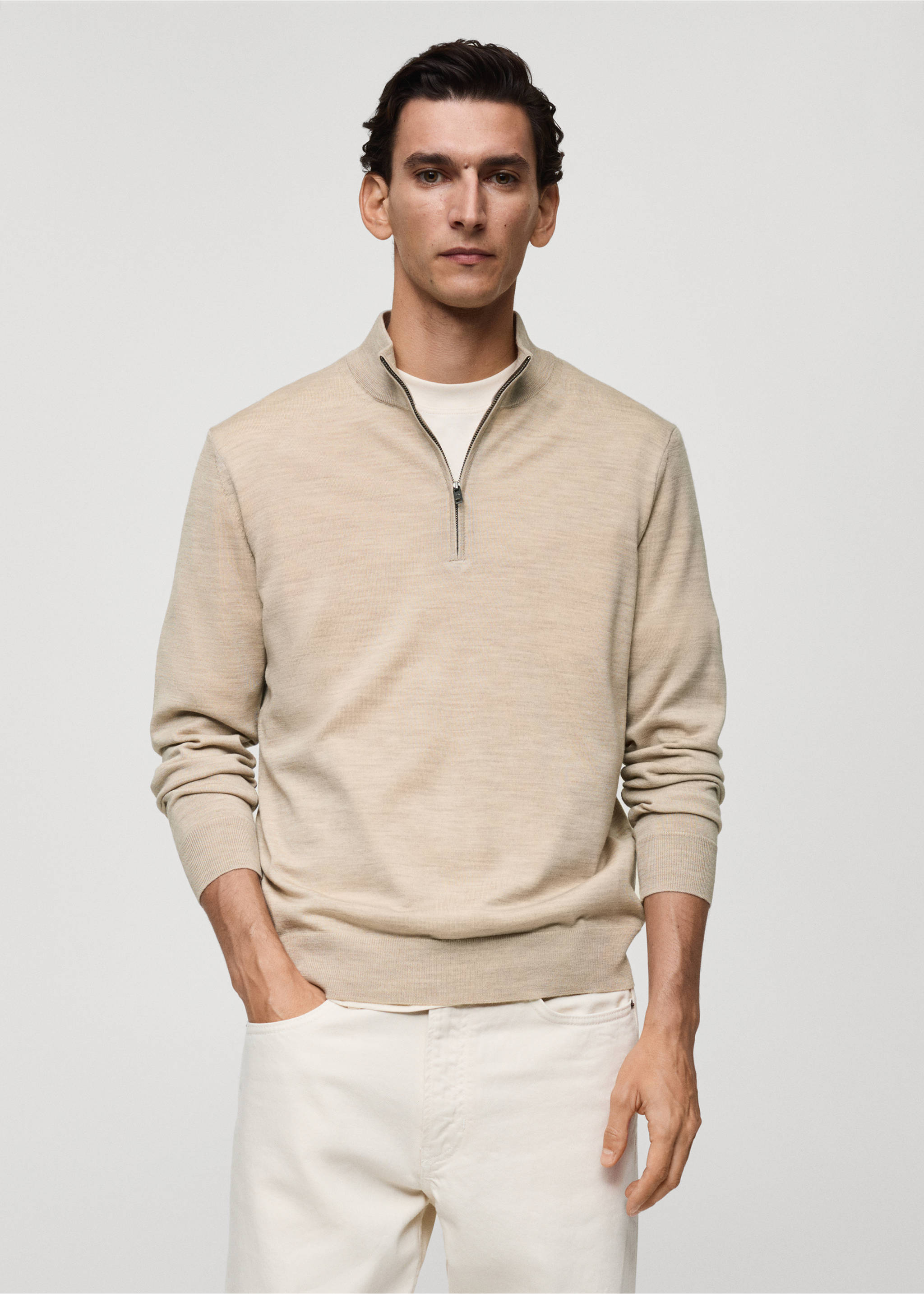 Pull-over 100 % laine mérinos col montant zippé - Plan moyen, Beige. Ref: 87000617-00.